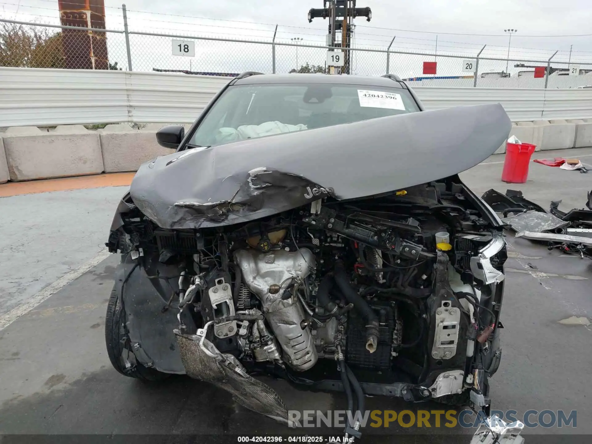 12 Photograph of a damaged car 3C4NJDBB2NT176163 JEEP COMPASS 2022
