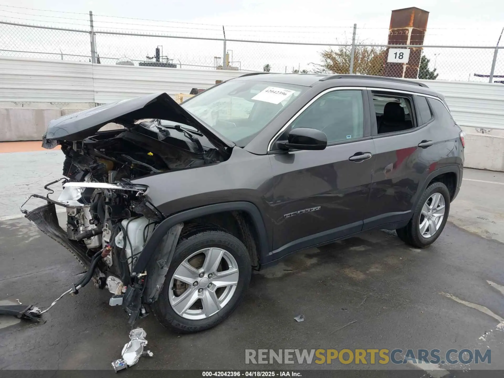 2 Photograph of a damaged car 3C4NJDBB2NT176163 JEEP COMPASS 2022