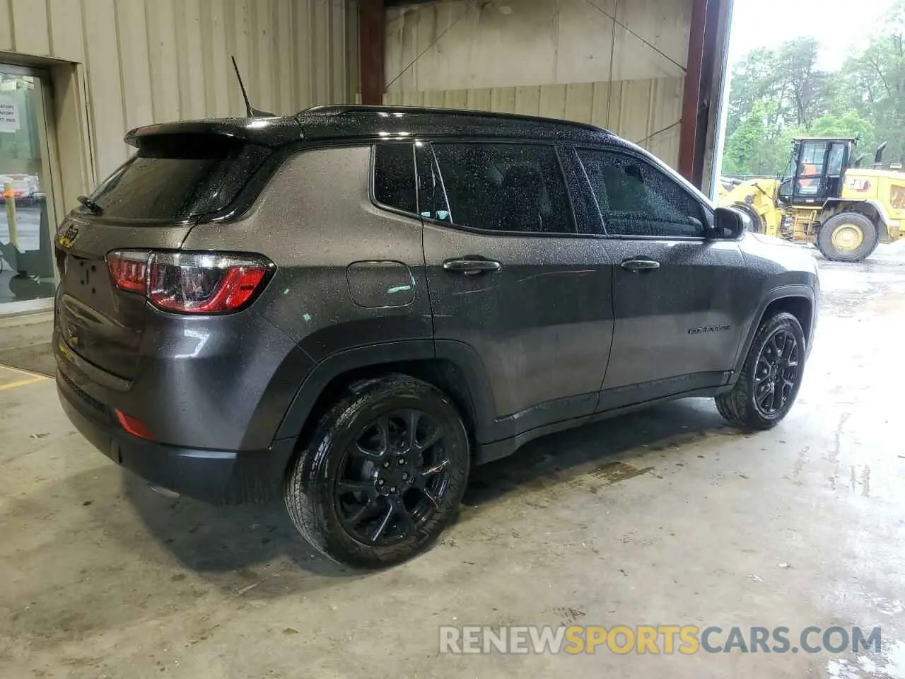 3 Photograph of a damaged car 3C4NJDBB2NT182013 JEEP COMPASS 2022