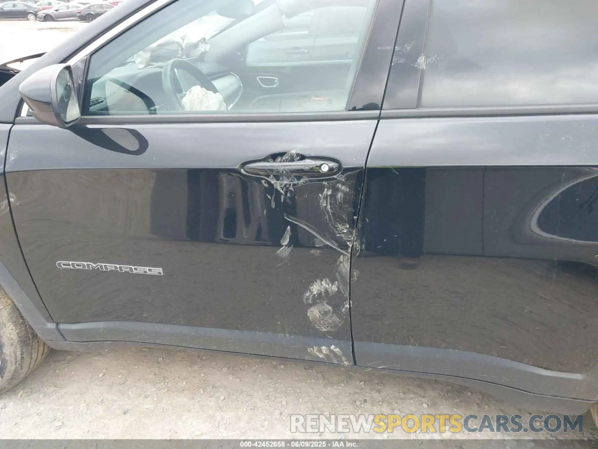 15 Photograph of a damaged car 3C4NJDBB3NT113332 JEEP COMPASS 2022