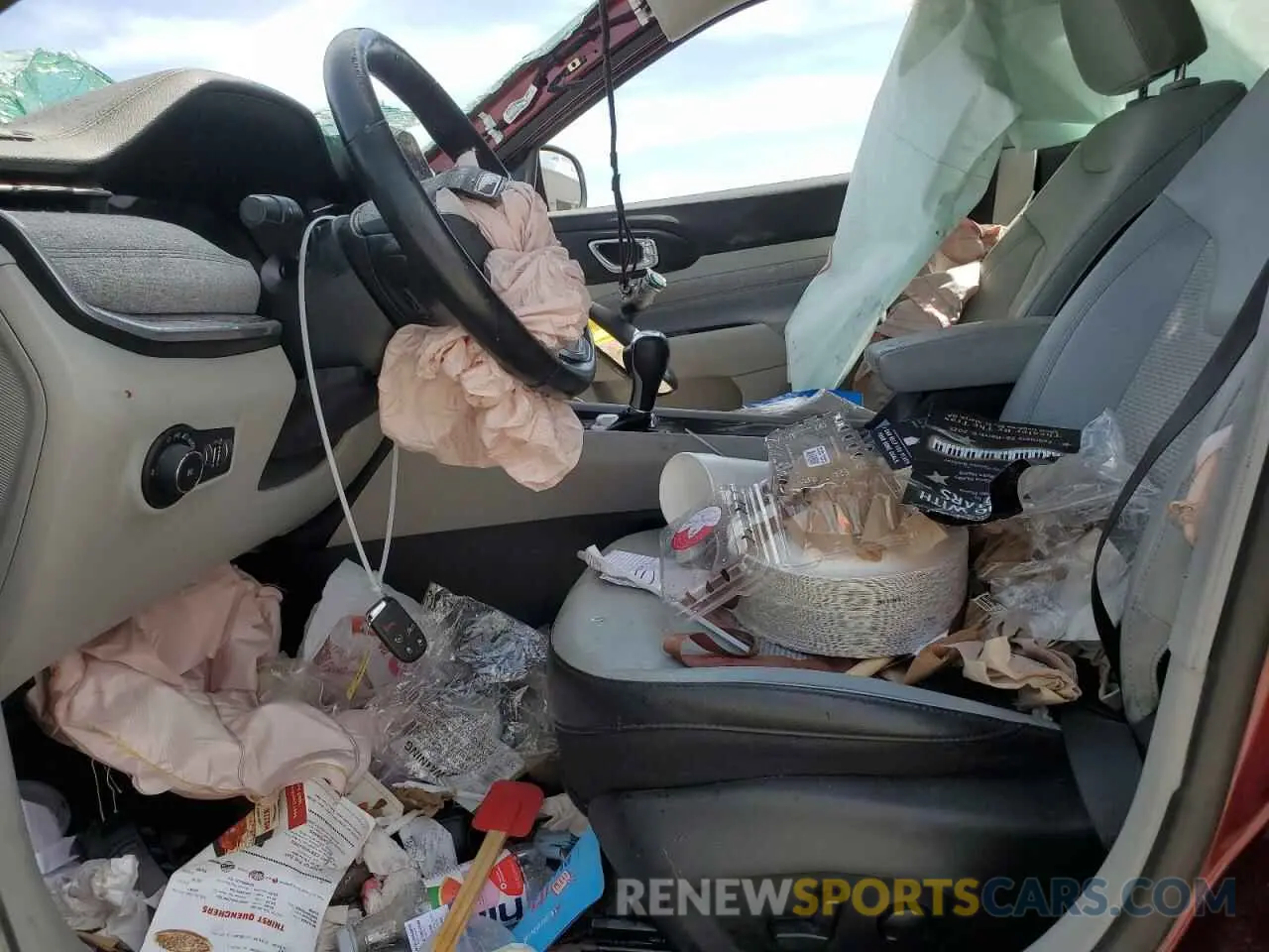 7 Photograph of a damaged car 3C4NJDBB3NT122001 JEEP COMPASS 2022