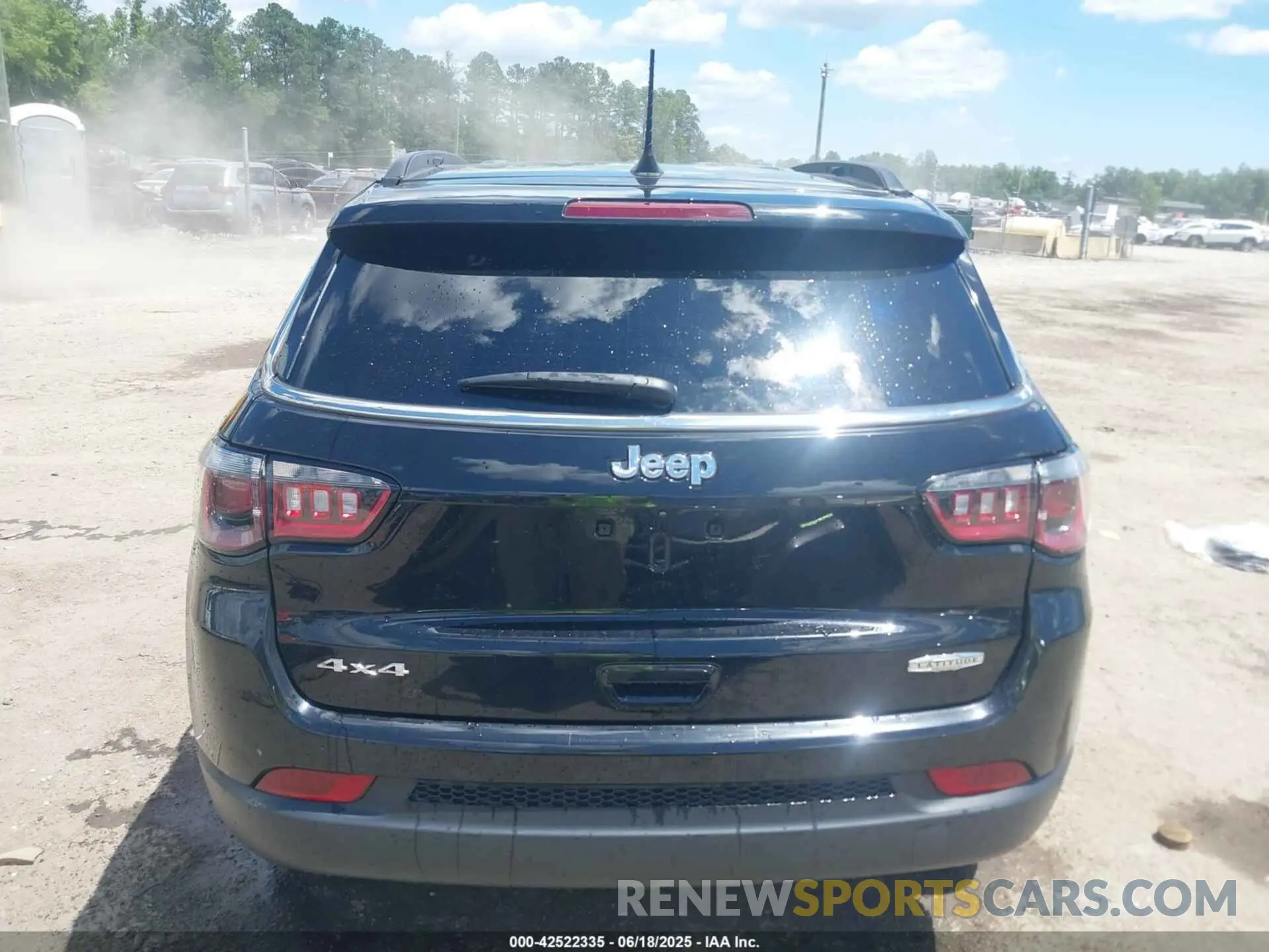 16 Photograph of a damaged car 3C4NJDBB3NT140305 JEEP COMPASS 2022
