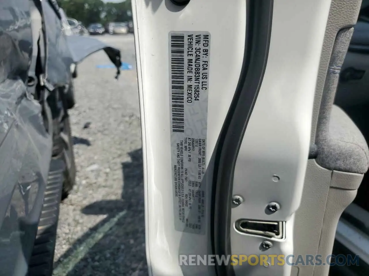 14 Photograph of a damaged car 3C4NJDBB3NT158254 JEEP COMPASS 2022