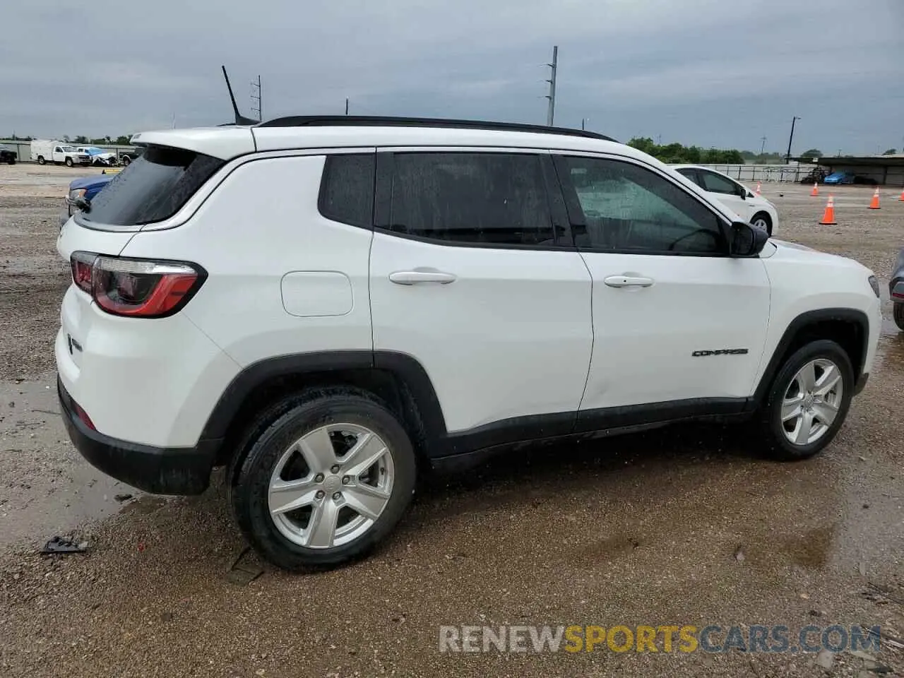 3 Photograph of a damaged car 3C4NJDBB4NT118720 JEEP COMPASS 2022