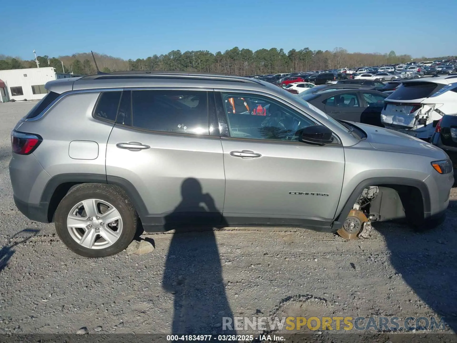 13 Photograph of a damaged car 3C4NJDBB4NT165519 JEEP COMPASS 2022