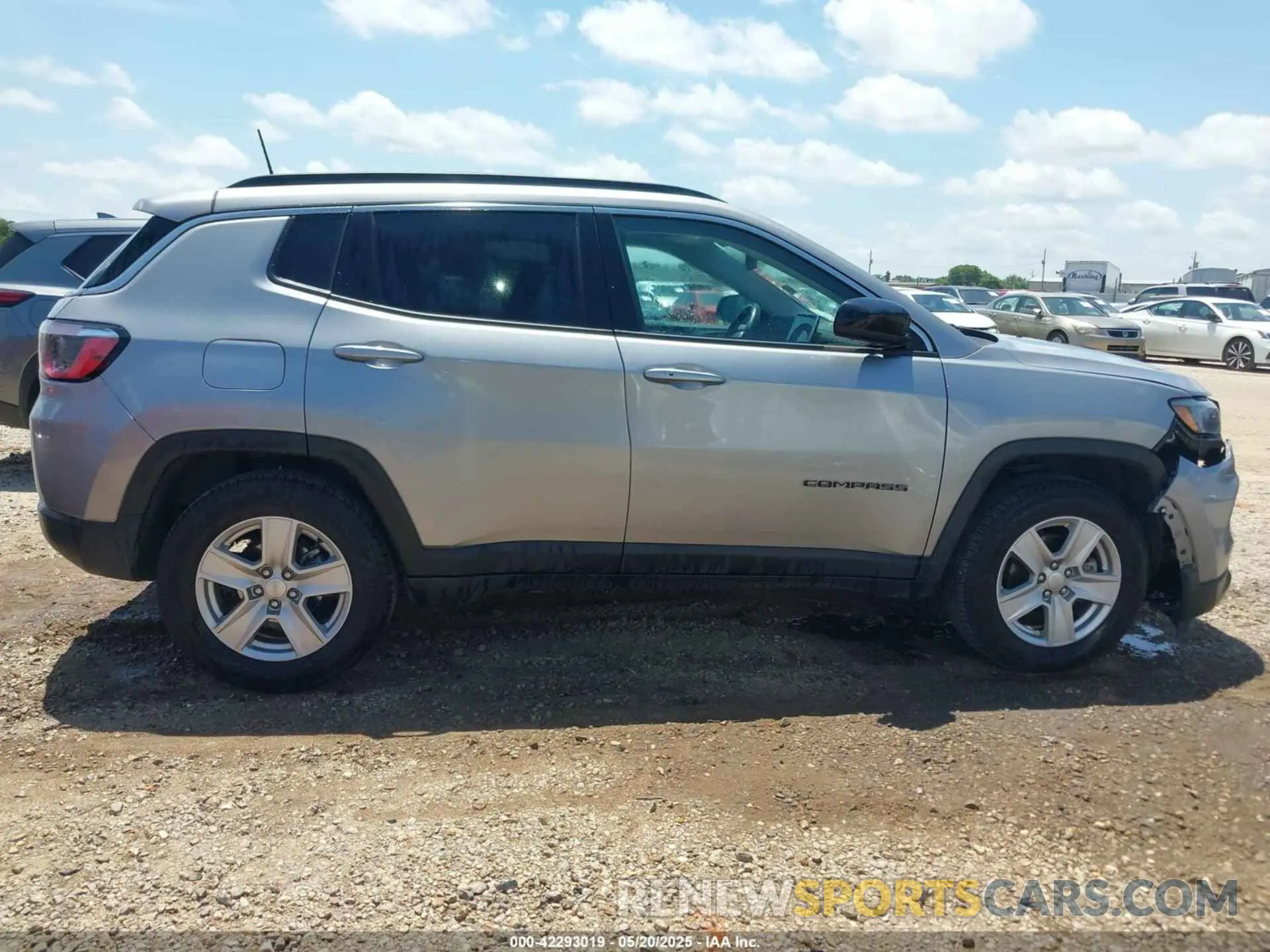 13 Photograph of a damaged car 3C4NJDBB4NT230241 JEEP COMPASS 2022
