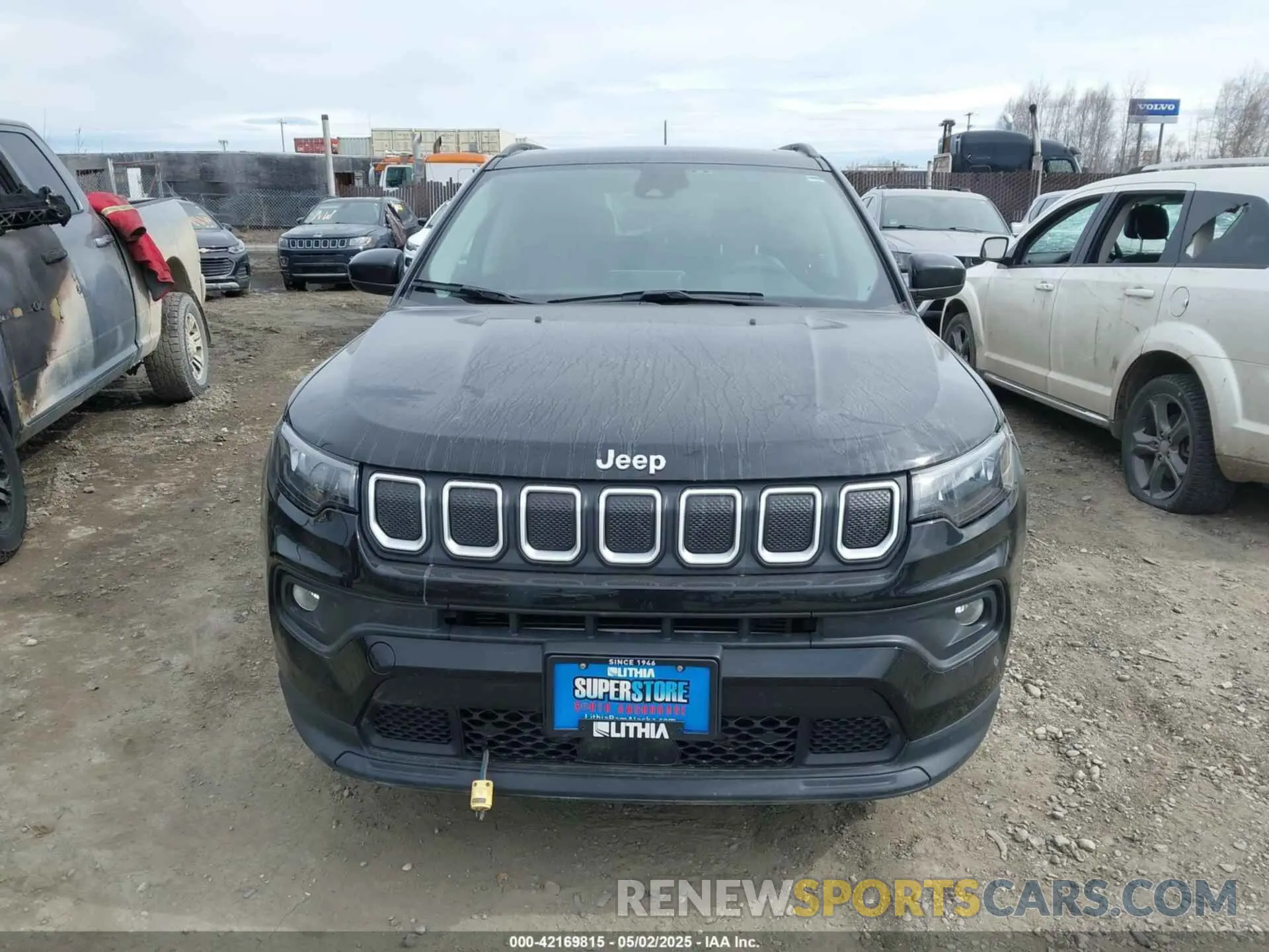 13 Photograph of a damaged car 3C4NJDBB5NT103207 JEEP COMPASS 2022