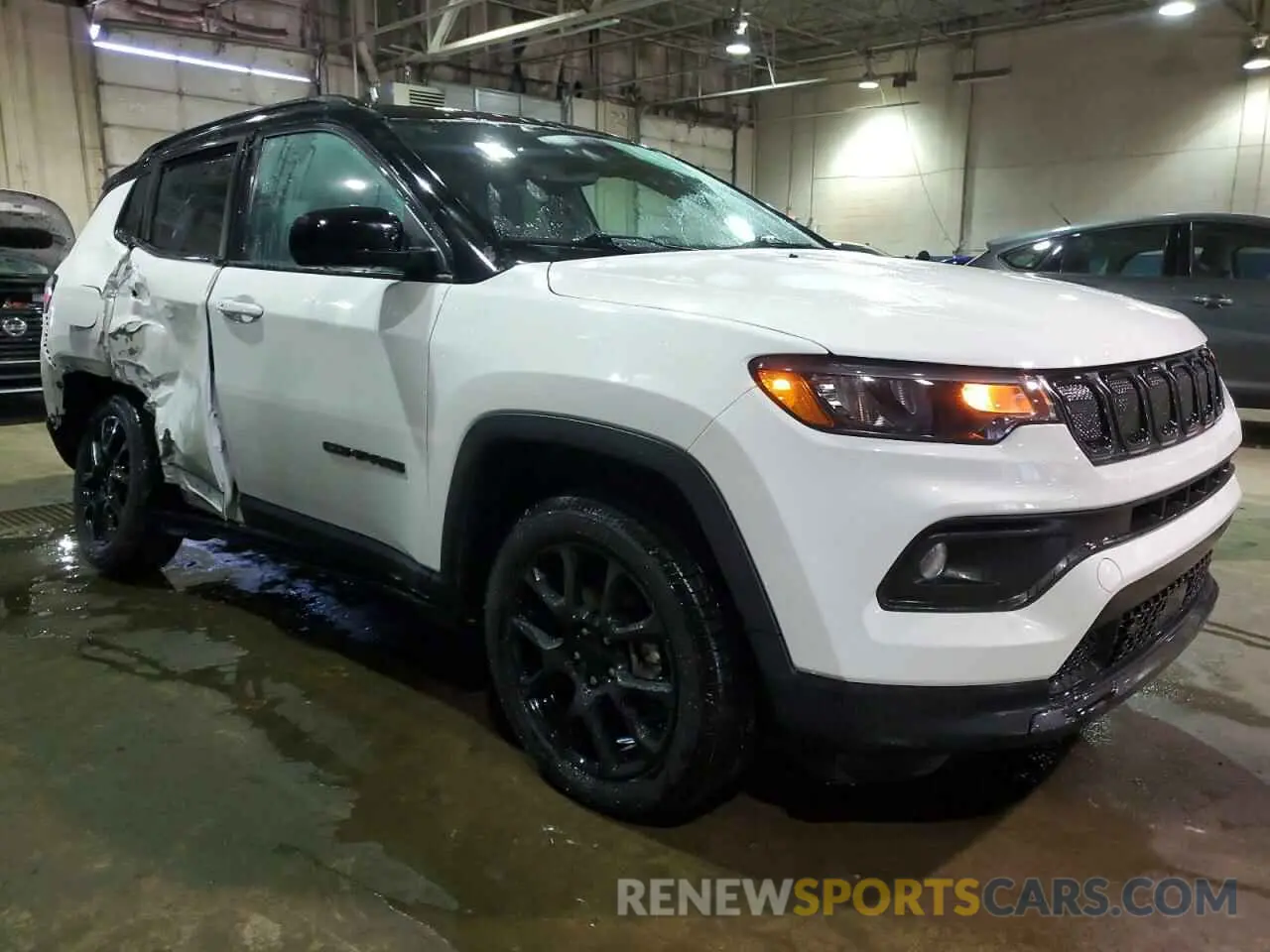 4 Photograph of a damaged car 3C4NJDBB5NT176884 JEEP COMPASS 2022