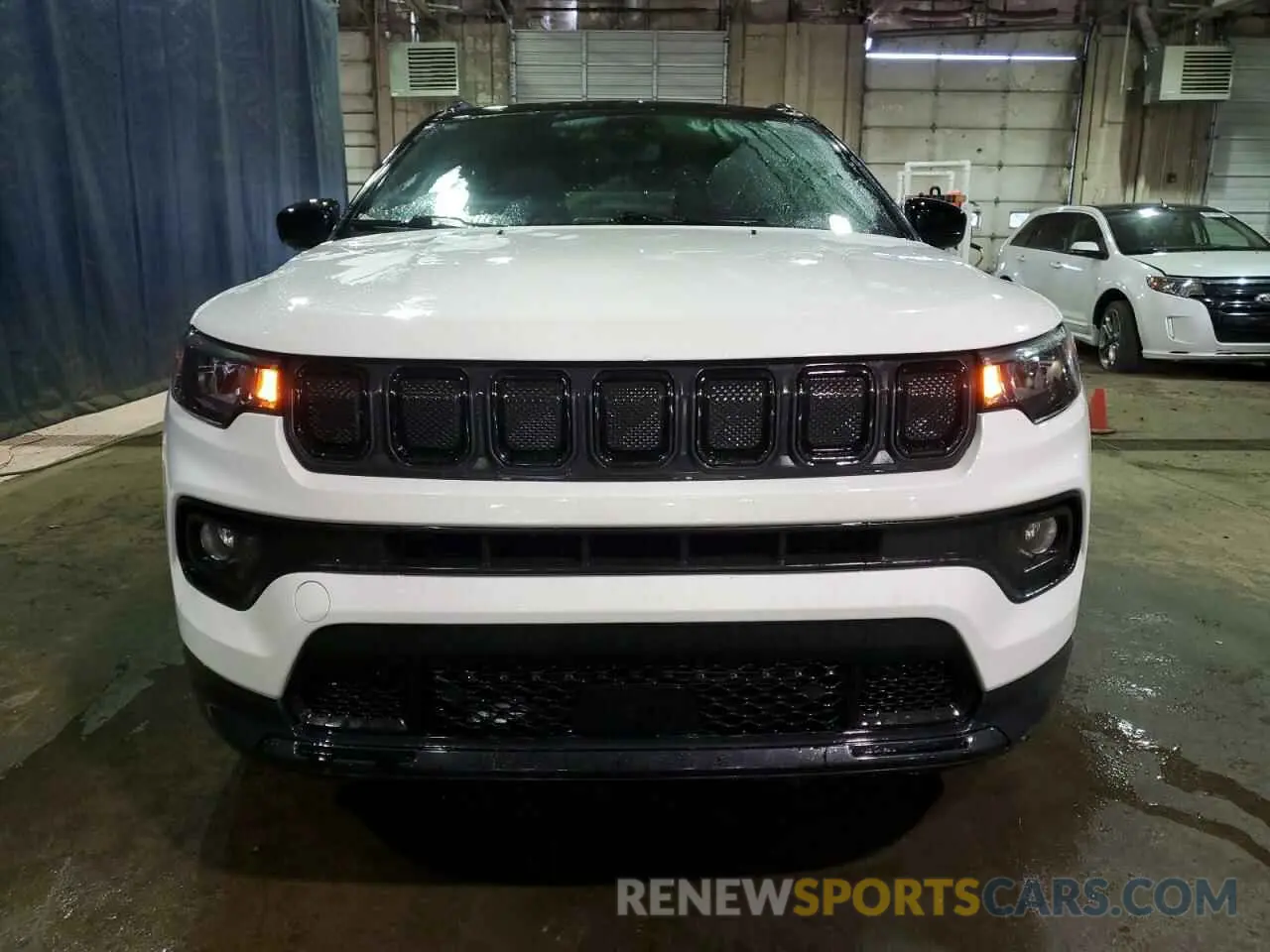 5 Photograph of a damaged car 3C4NJDBB5NT176884 JEEP COMPASS 2022