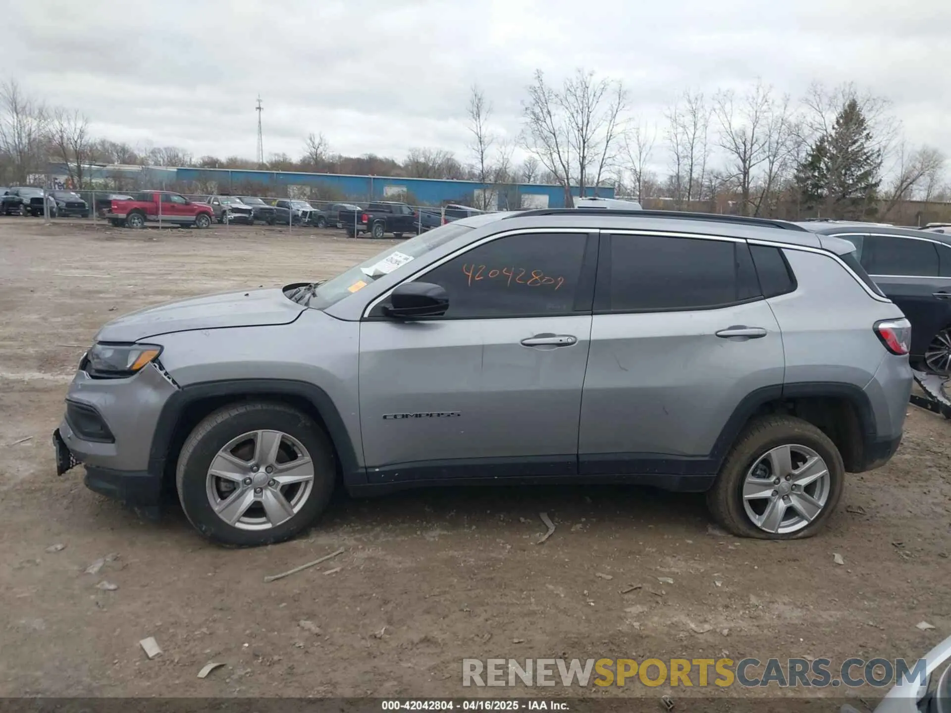 14 Photograph of a damaged car 3C4NJDBB5NT216798 JEEP COMPASS 2022