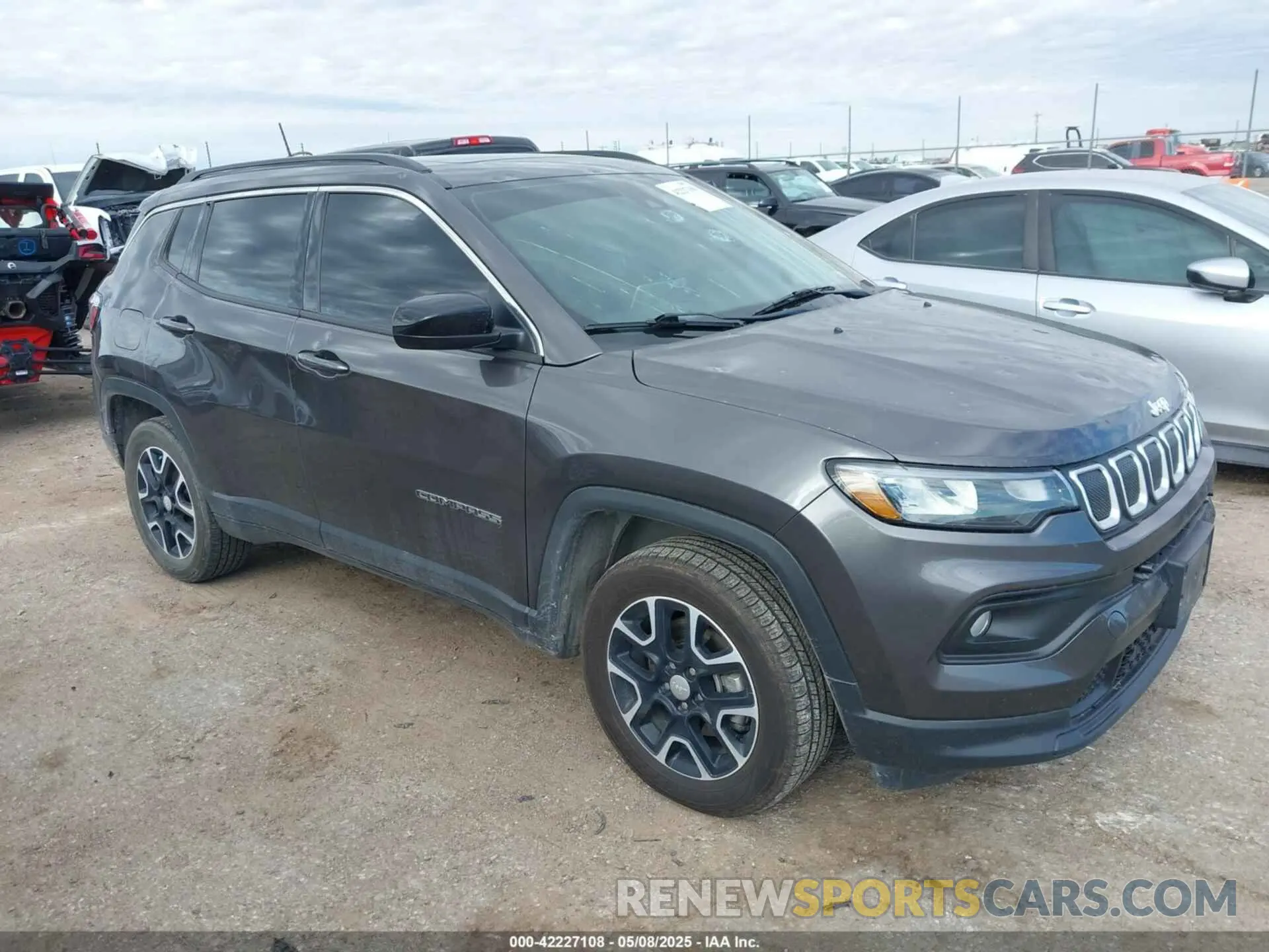 1 Photograph of a damaged car 3C4NJDBB6NT120808 JEEP COMPASS 2022