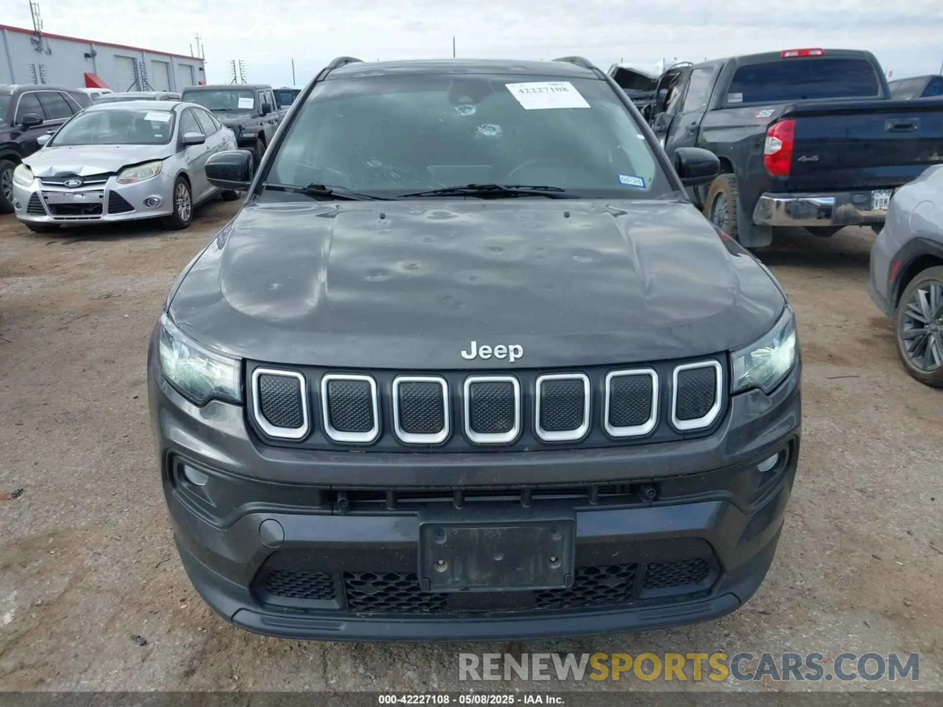 12 Photograph of a damaged car 3C4NJDBB6NT120808 JEEP COMPASS 2022