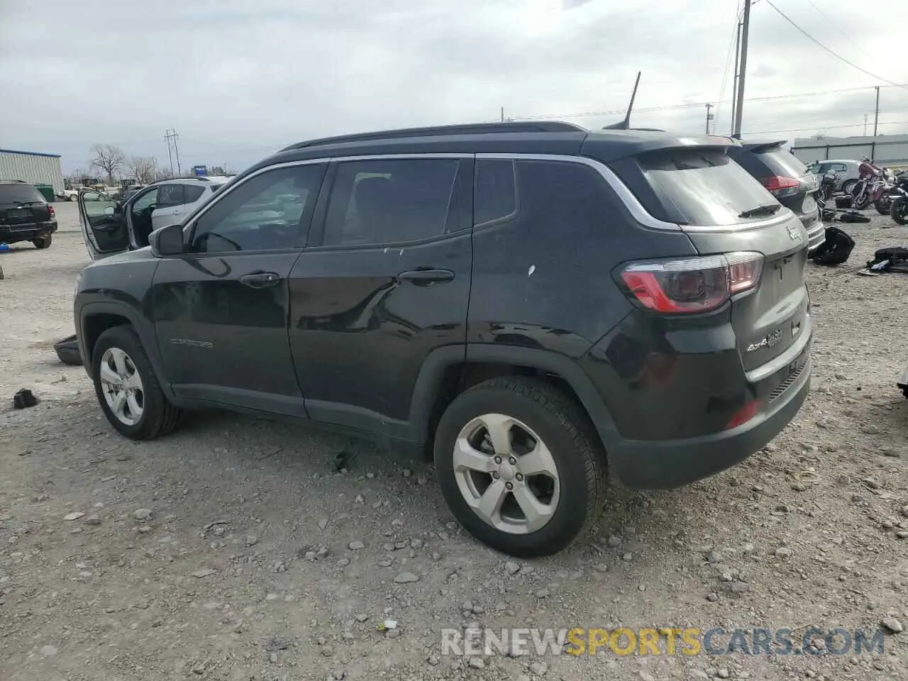 2 Photograph of a damaged car 3C4NJDBB6NT124048 JEEP COMPASS 2022
