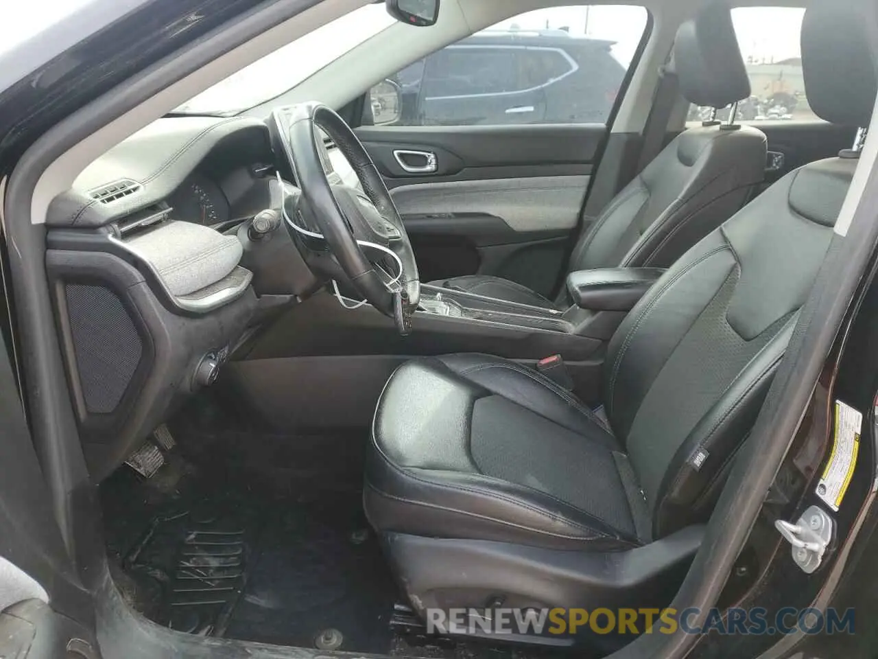 7 Photograph of a damaged car 3C4NJDBB6NT124048 JEEP COMPASS 2022
