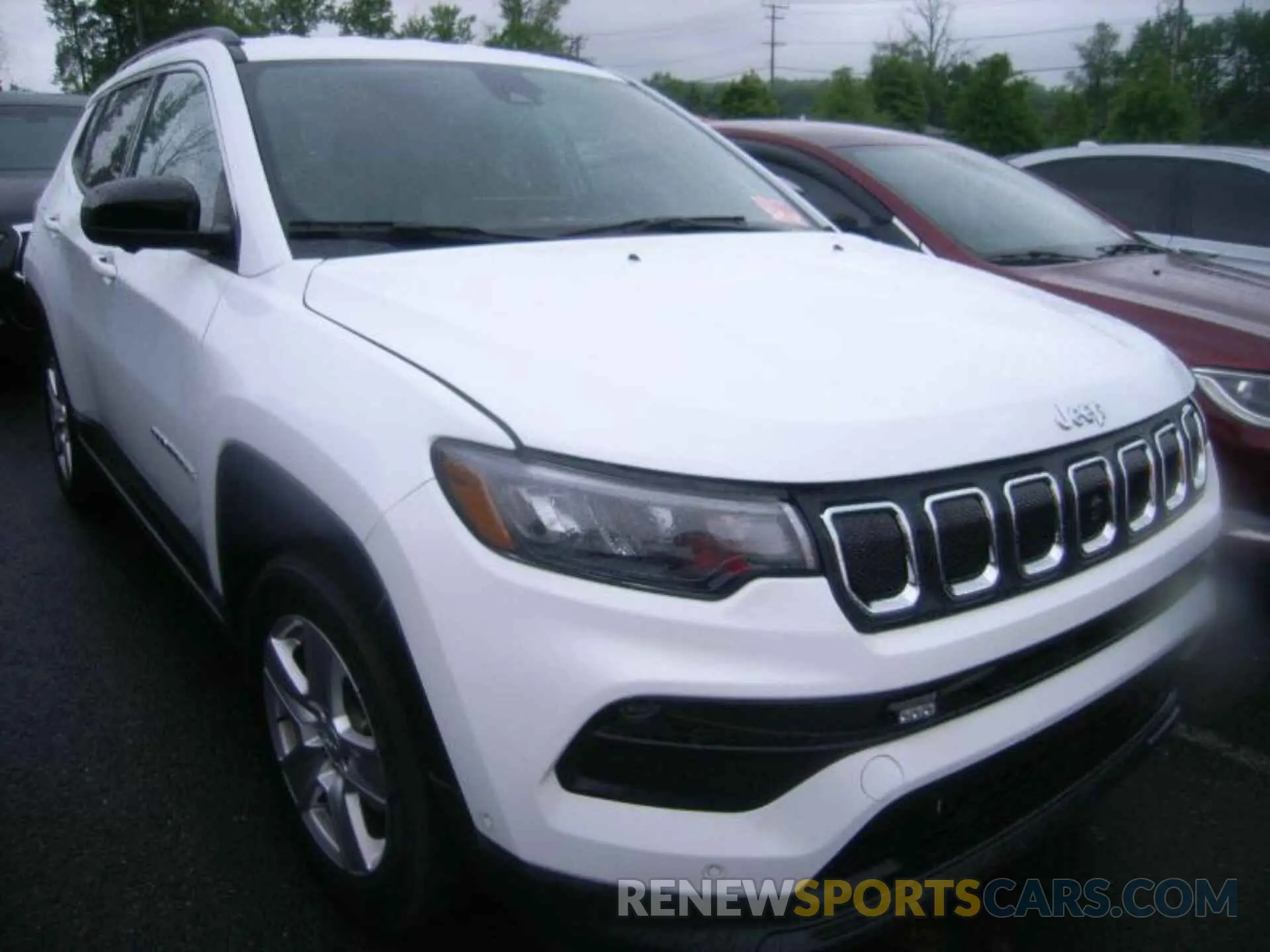 9 Photograph of a damaged car 3C4NJDBB6NT205910 JEEP COMPASS 2022