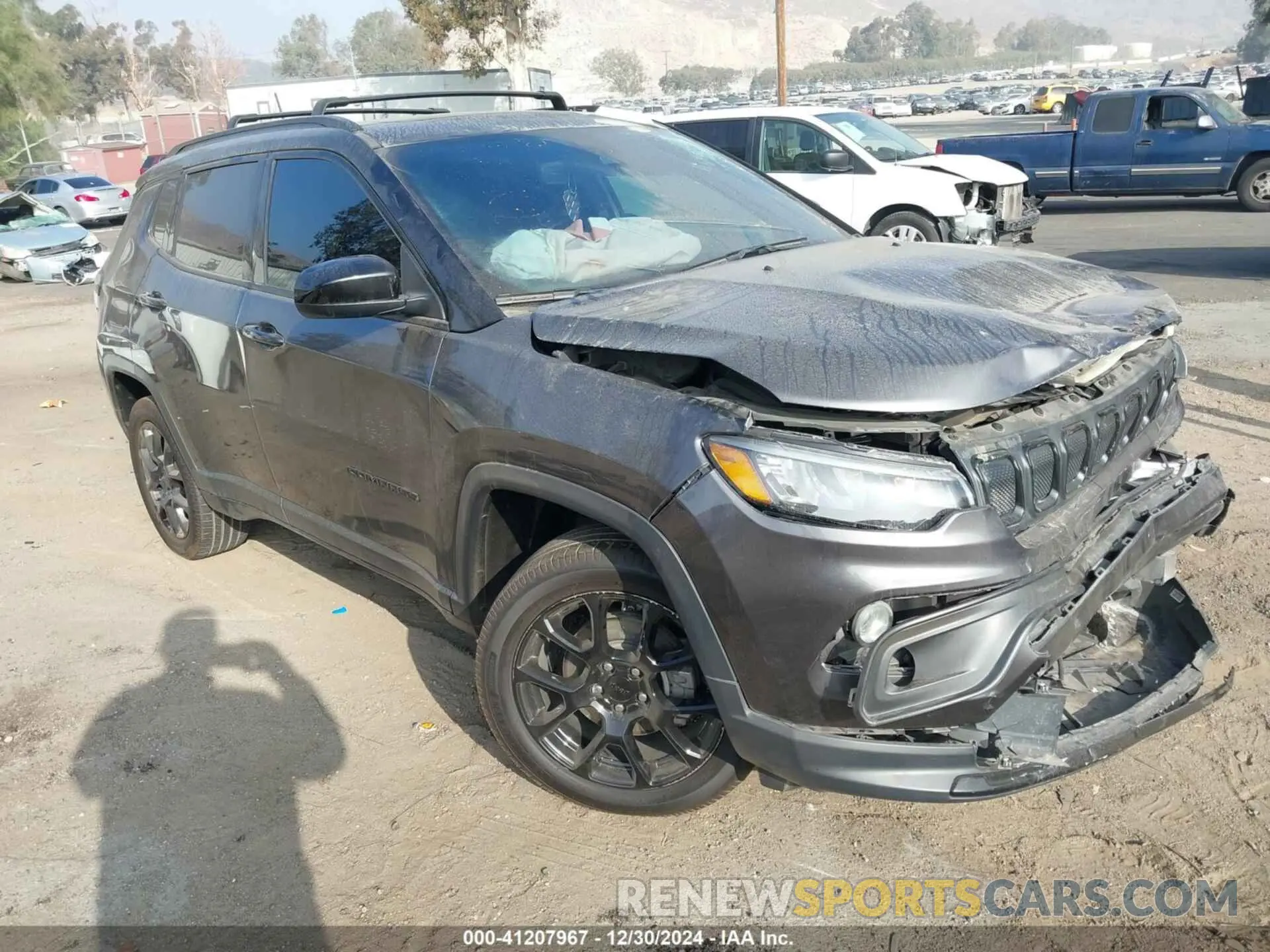 1 Photograph of a damaged car 3C4NJDBB6NT227843 JEEP COMPASS 2022