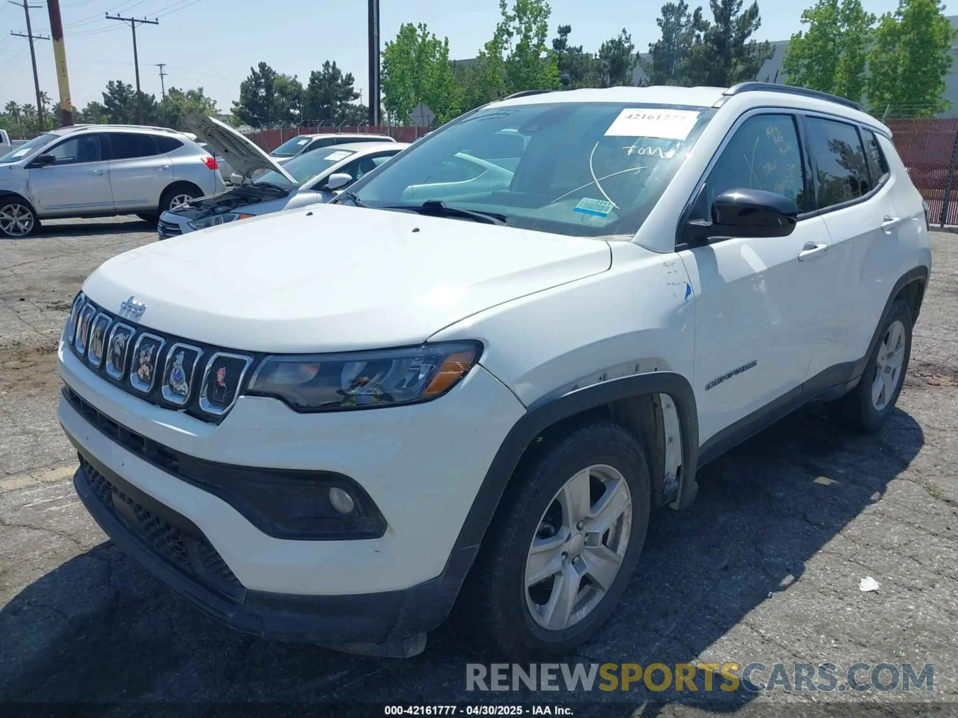 6 Photograph of a damaged car 3C4NJDBB6NT235666 JEEP COMPASS 2022