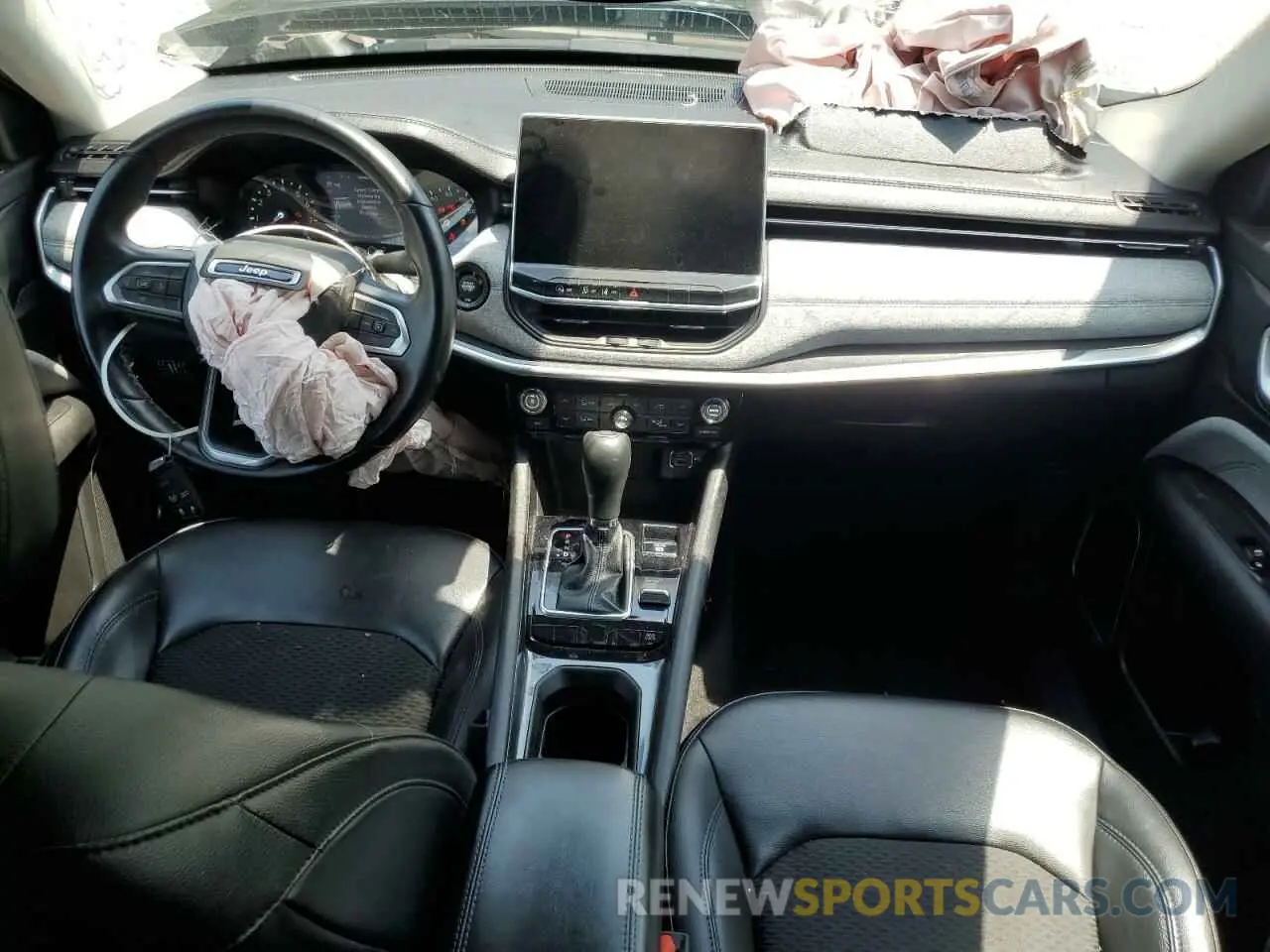 8 Photograph of a damaged car 3C4NJDBB7NT231769 JEEP COMPASS 2022