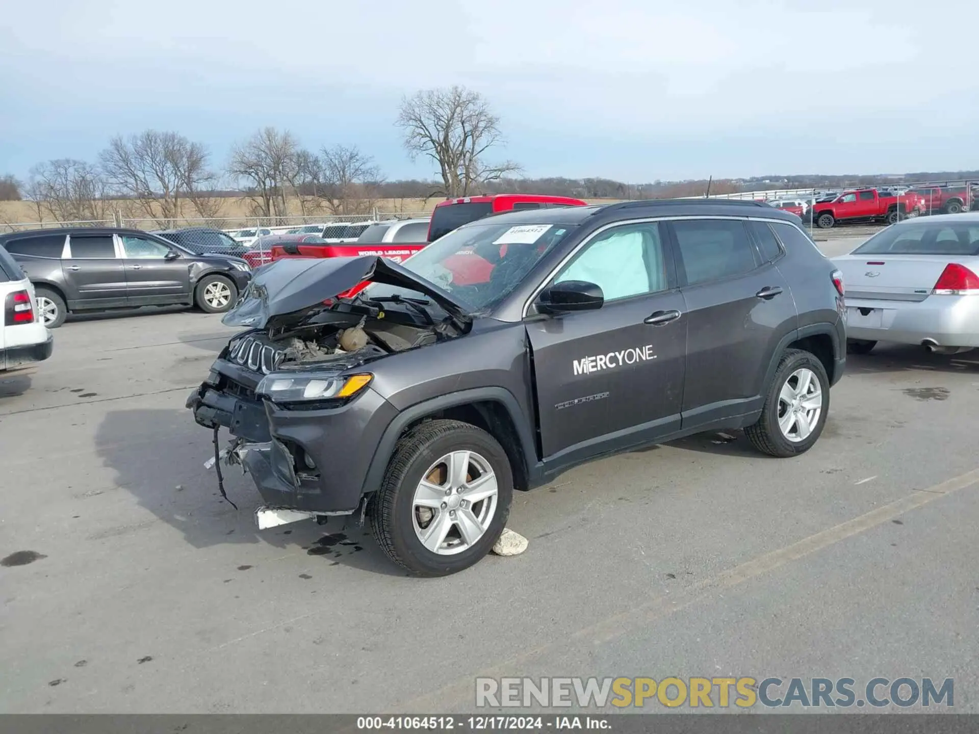 2 Photograph of a damaged car 3C4NJDBB8NT152417 JEEP COMPASS 2022