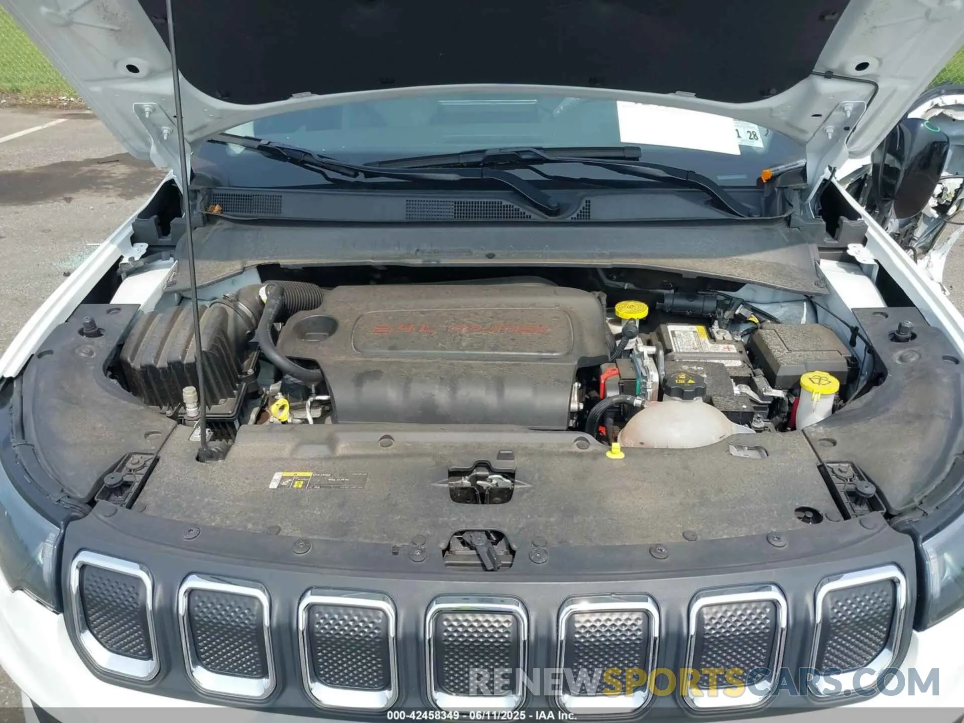 10 Photograph of a damaged car 3C4NJDBB8NT232106 JEEP COMPASS 2022