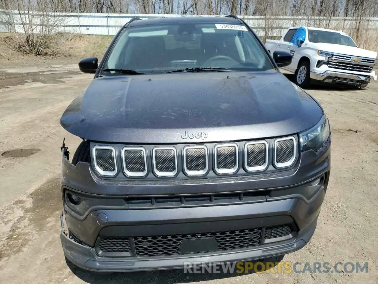 5 Photograph of a damaged car 3C4NJDBB9NT104702 JEEP COMPASS 2022