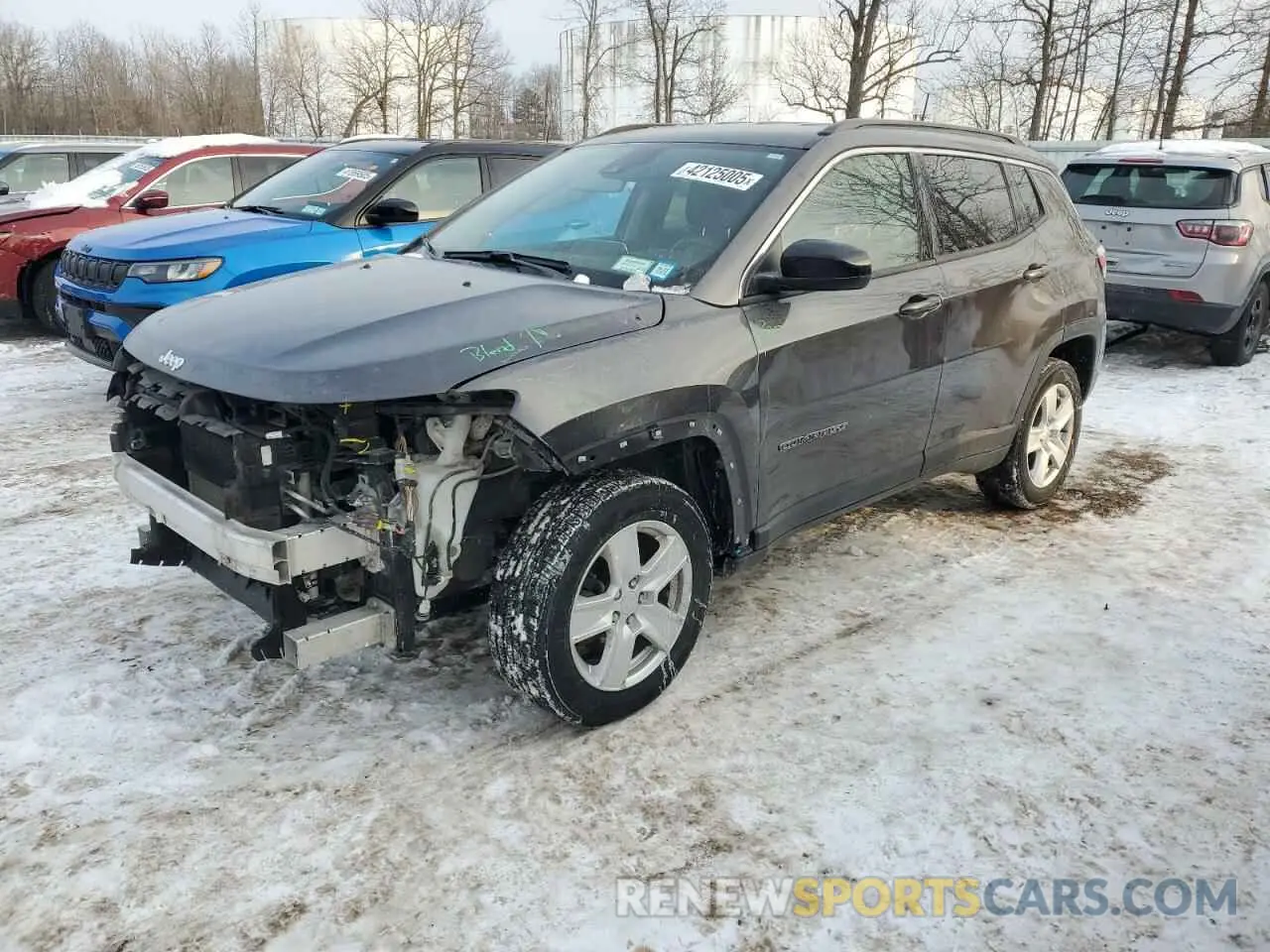 1 Photograph of a damaged car 3C4NJDBB9NT125467 JEEP COMPASS 2022