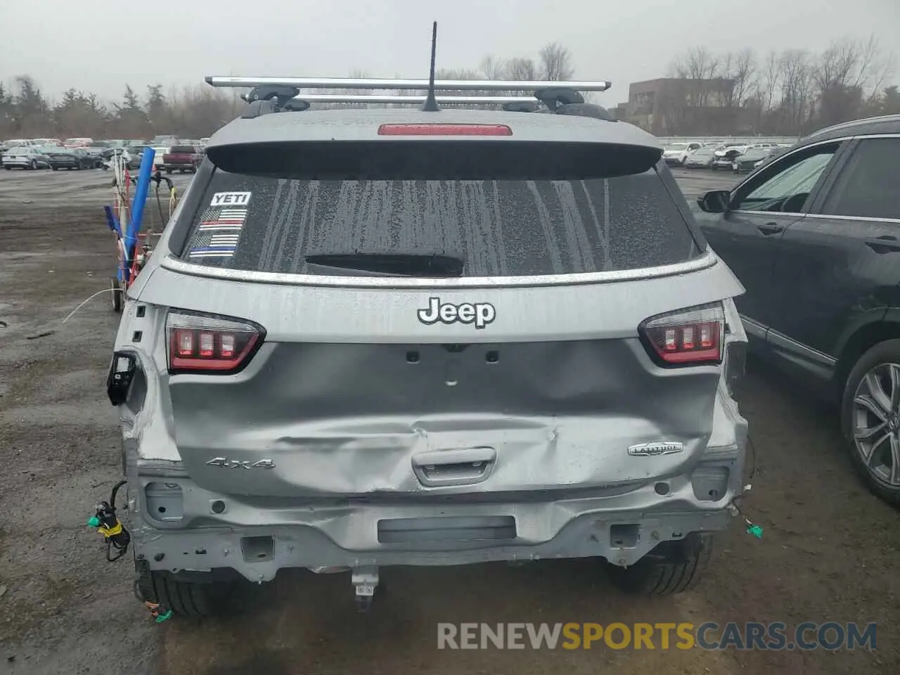 6 Photograph of a damaged car 3C4NJDBB9NT211765 JEEP COMPASS 2022
