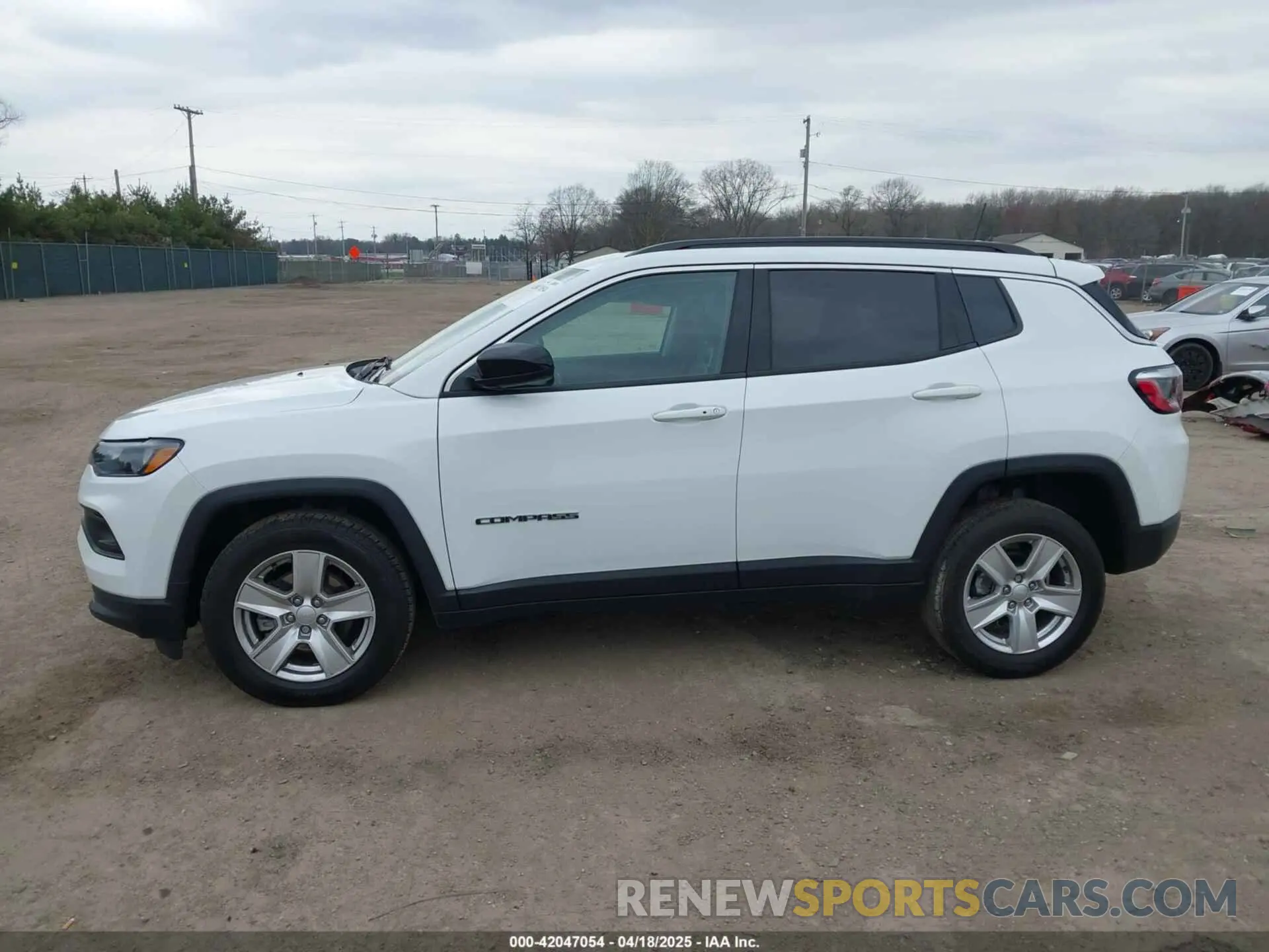 14 Photograph of a damaged car 3C4NJDBBXNT110864 JEEP COMPASS 2022