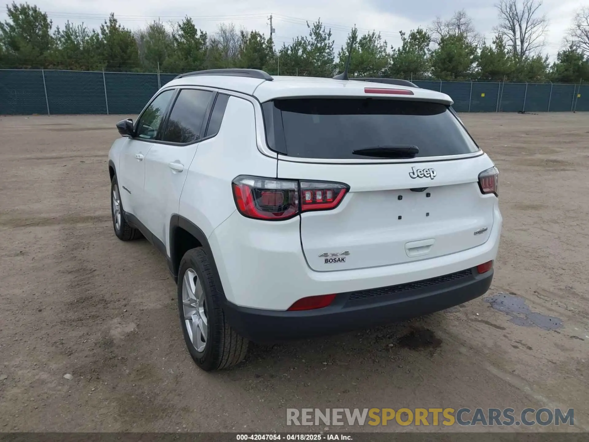 3 Photograph of a damaged car 3C4NJDBBXNT110864 JEEP COMPASS 2022