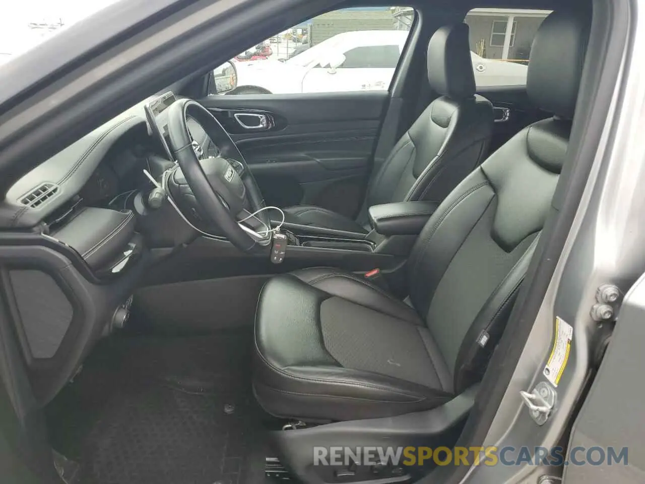 7 Photograph of a damaged car 3C4NJDBBXNT185676 JEEP COMPASS 2022