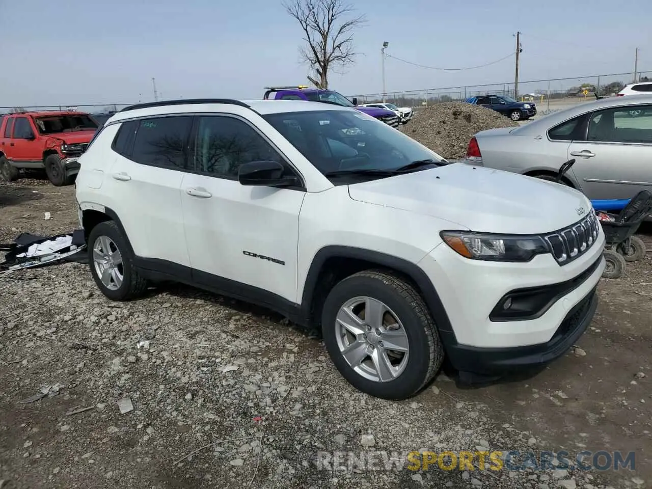 4 Photograph of a damaged car 3C4NJDBBXNT210334 JEEP COMPASS 2022
