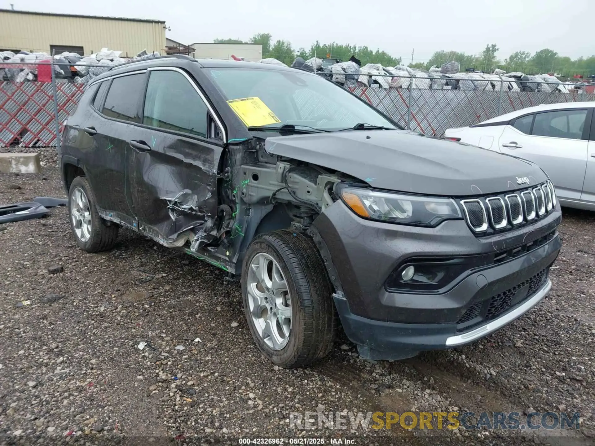 1 Photograph of a damaged car 3C4NJDCB0NT132239 JEEP COMPASS 2022