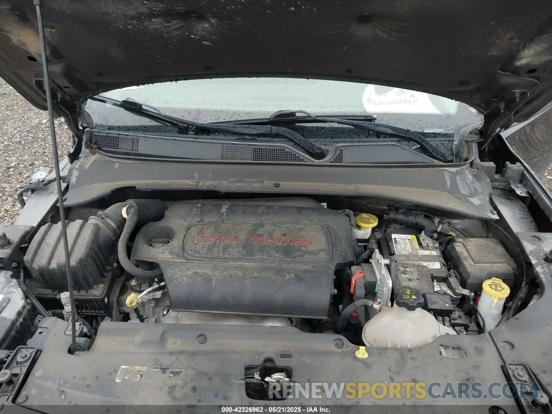 10 Photograph of a damaged car 3C4NJDCB0NT132239 JEEP COMPASS 2022