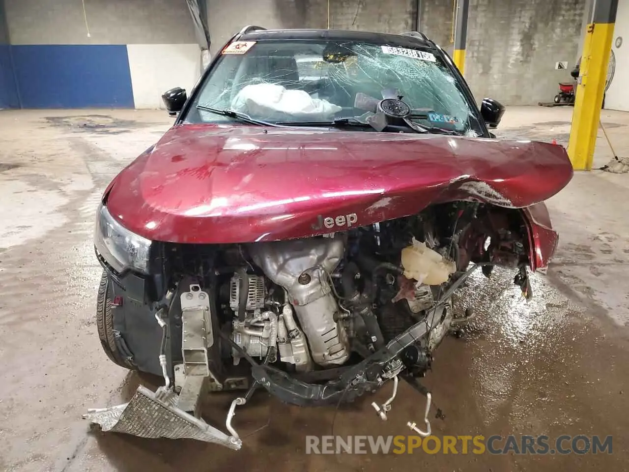 5 Photograph of a damaged car 3C4NJDCB0NT180307 JEEP COMPASS 2022