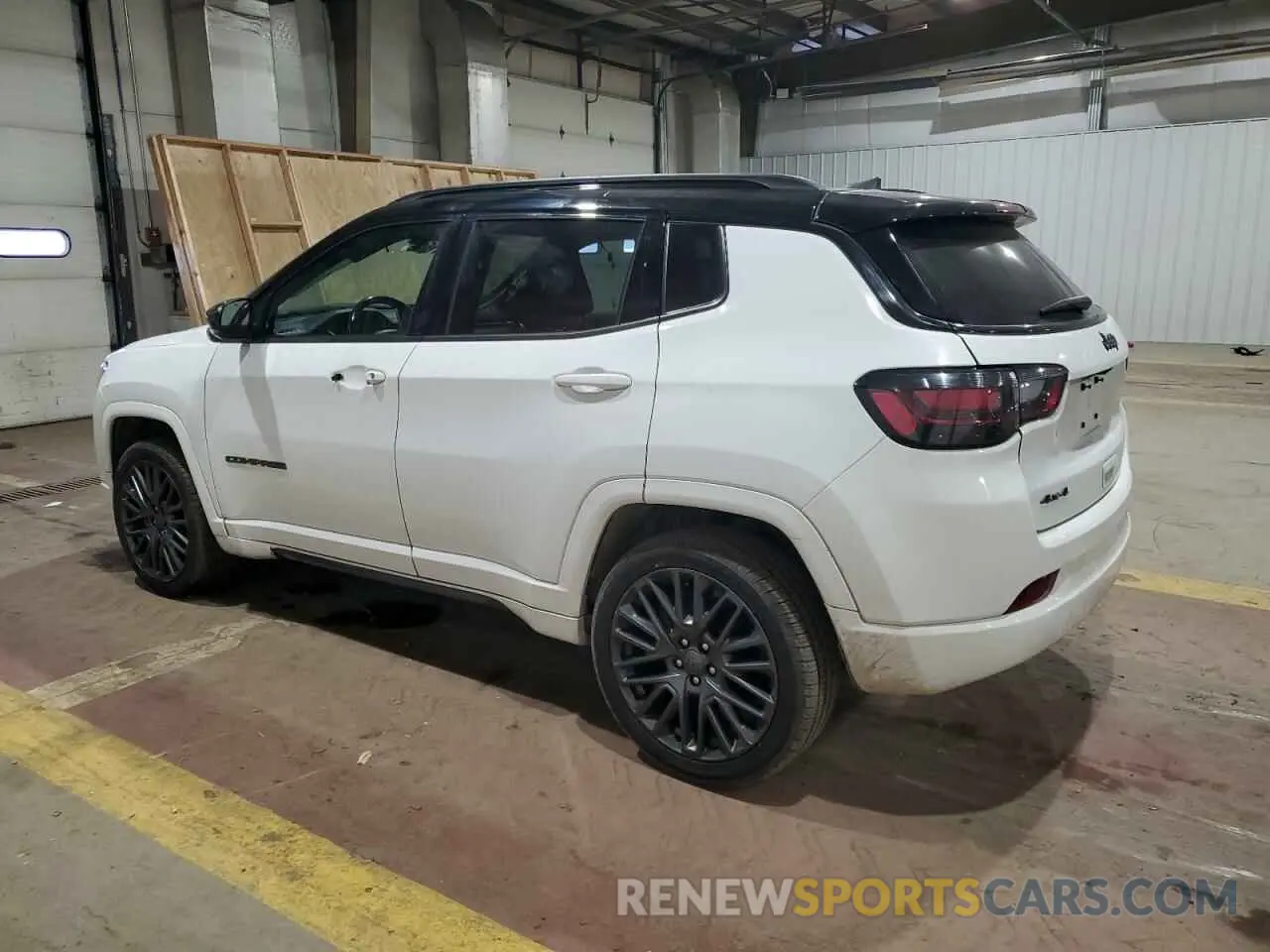 2 Photograph of a damaged car 3C4NJDCB0NT181537 JEEP COMPASS 2022