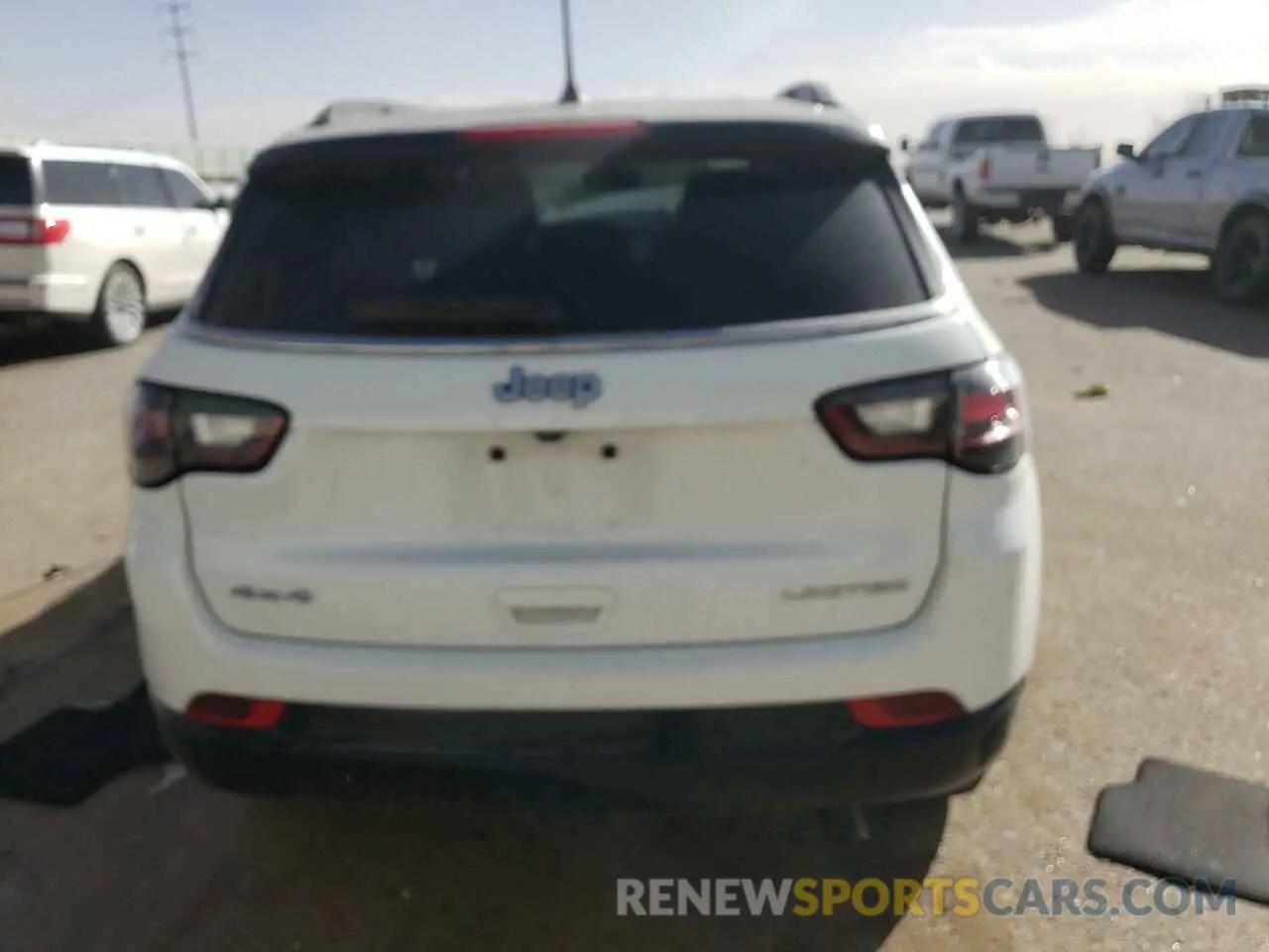 6 Photograph of a damaged car 3C4NJDCB0NT211992 JEEP COMPASS 2022