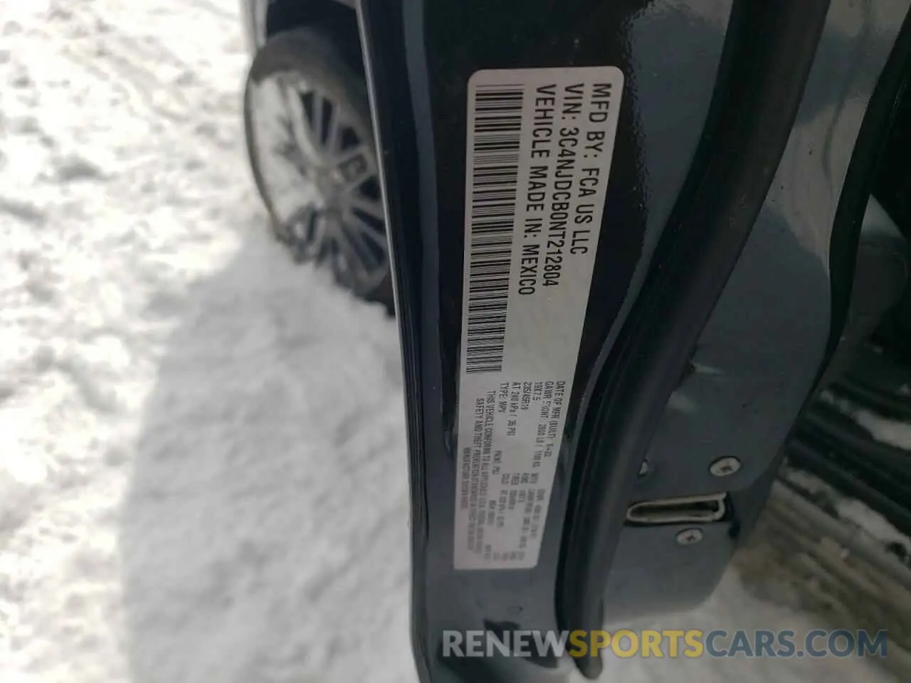 13 Photograph of a damaged car 3C4NJDCB0NT212804 JEEP COMPASS 2022