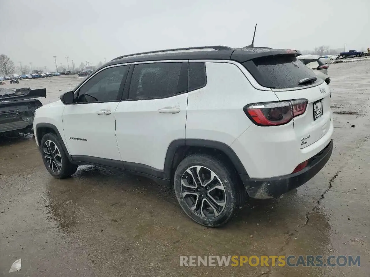 2 Photograph of a damaged car 3C4NJDCB1NT111240 JEEP COMPASS 2022