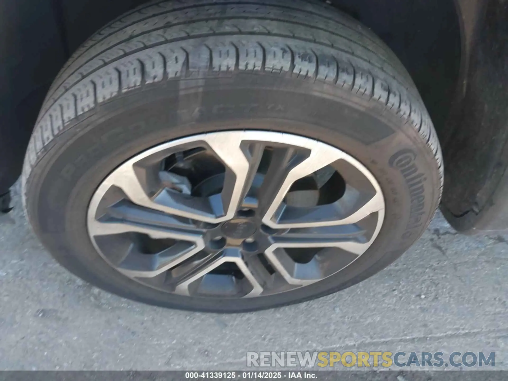 12 Photograph of a damaged car 3C4NJDCB1NT130953 JEEP COMPASS 2022
