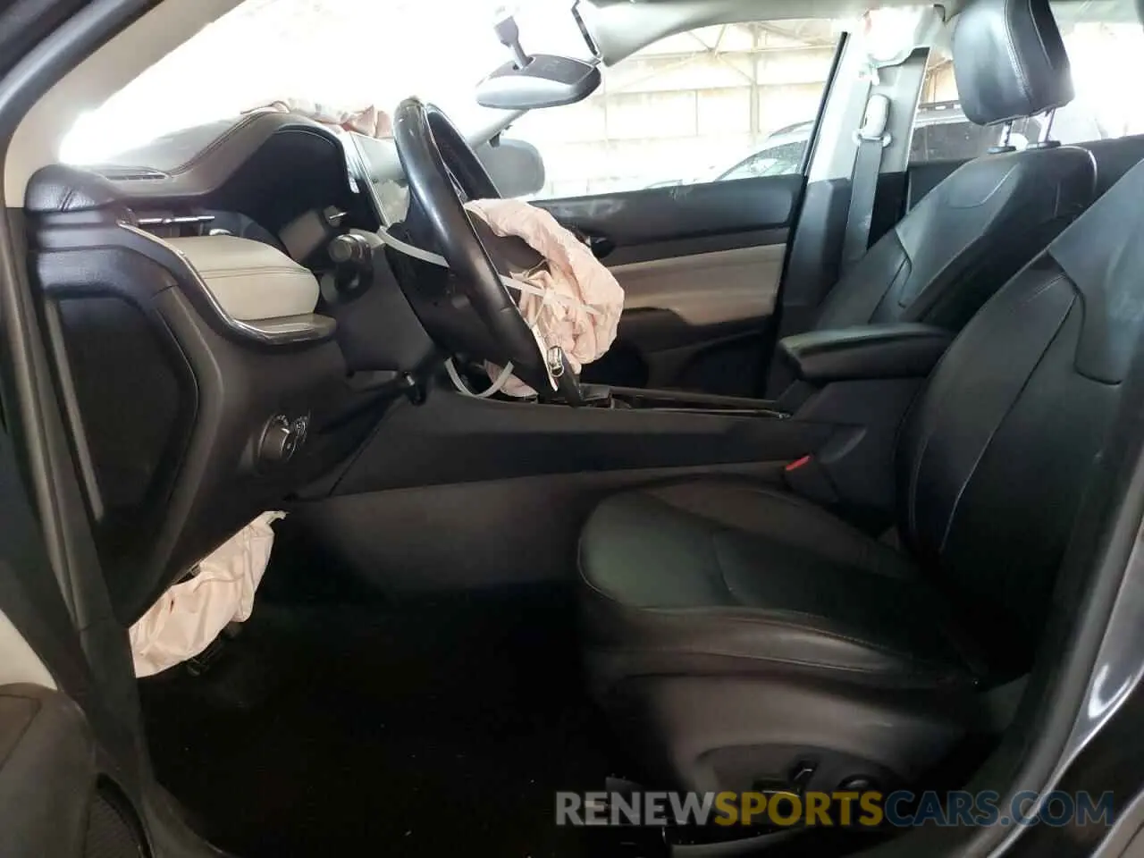 7 Photograph of a damaged car 3C4NJDCB1NT211385 JEEP COMPASS 2022