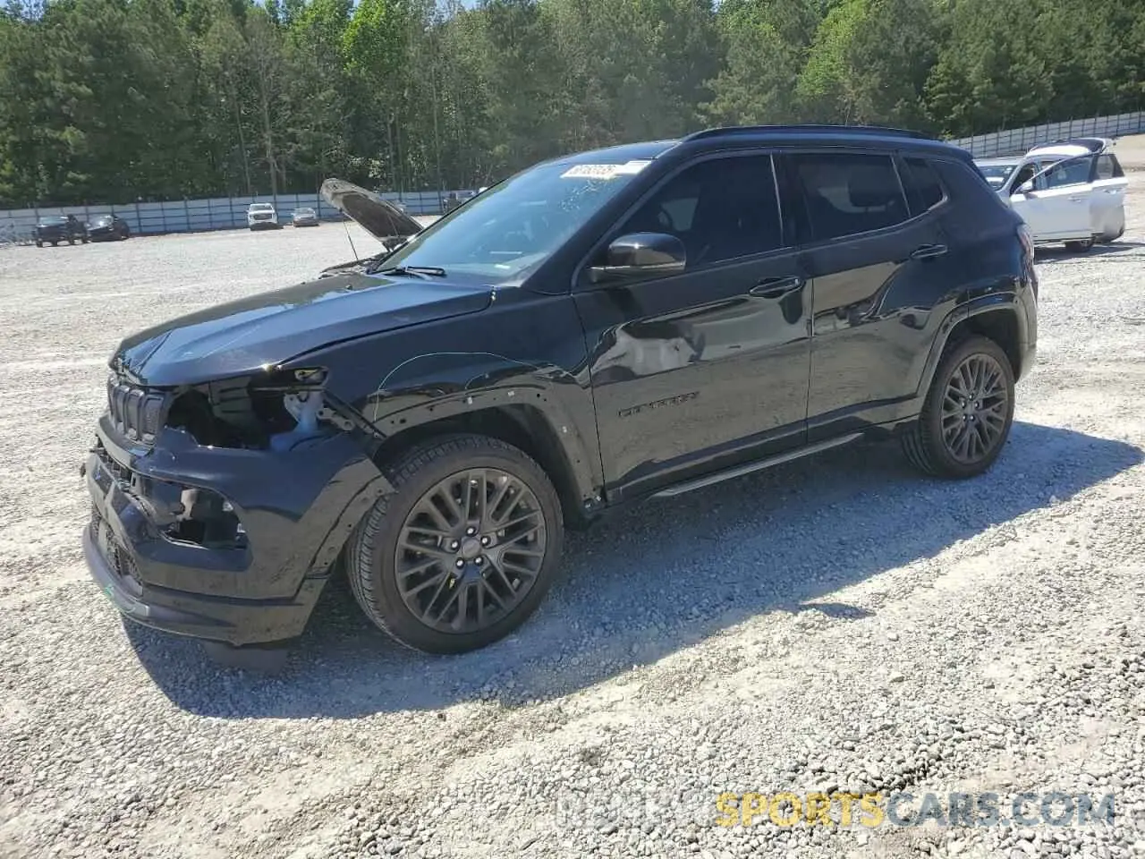 1 Photograph of a damaged car 3C4NJDCB2NT122828 JEEP COMPASS 2022
