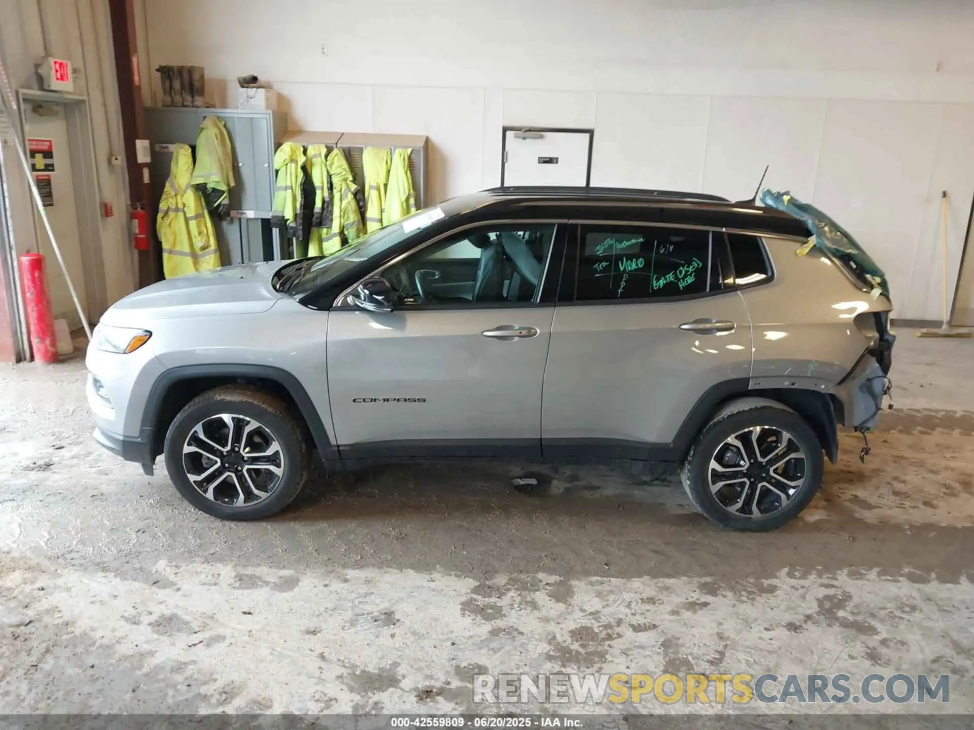 14 Photograph of a damaged car 3C4NJDCB3NT153697 JEEP COMPASS 2022