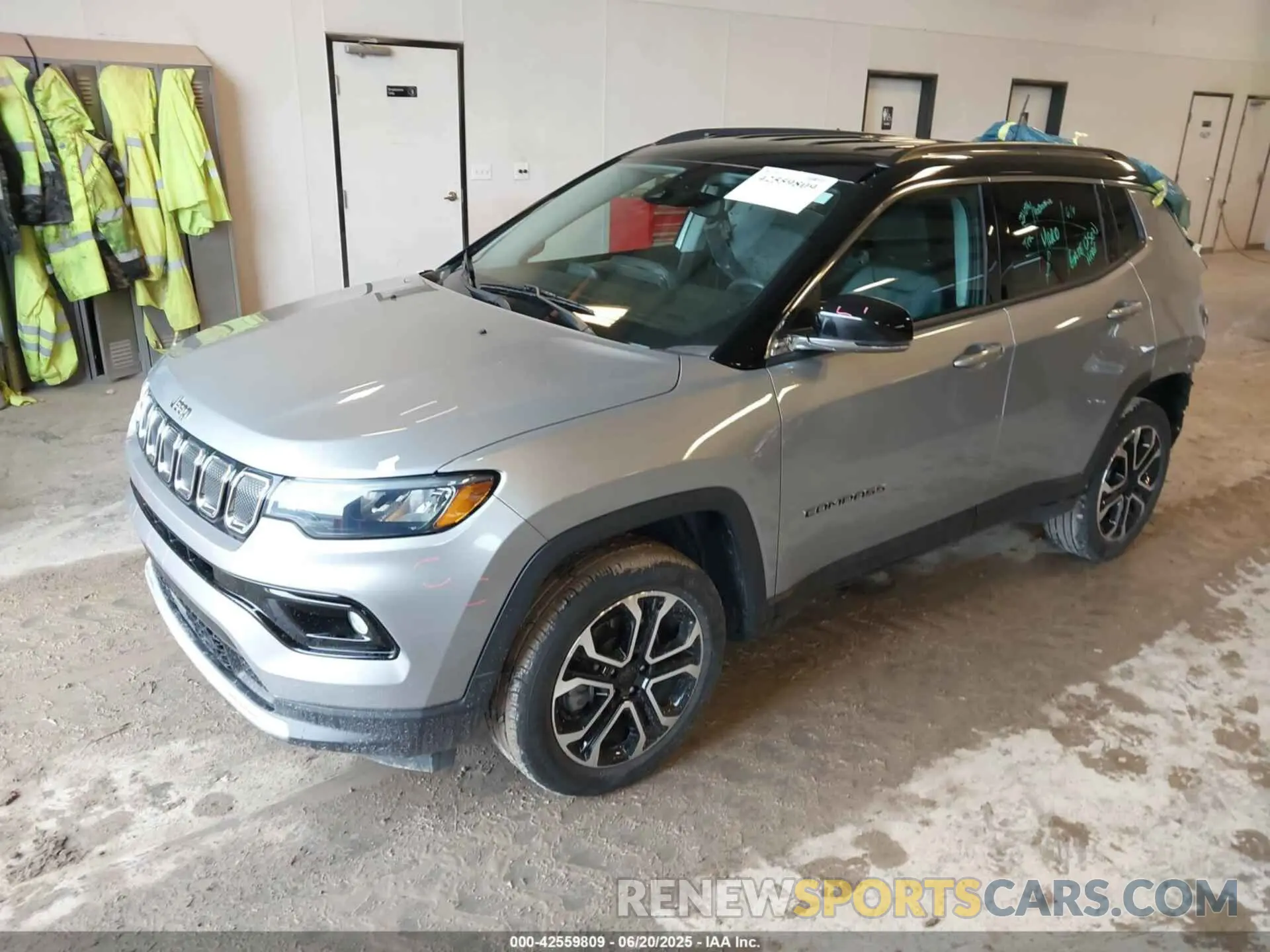 2 Photograph of a damaged car 3C4NJDCB3NT153697 JEEP COMPASS 2022