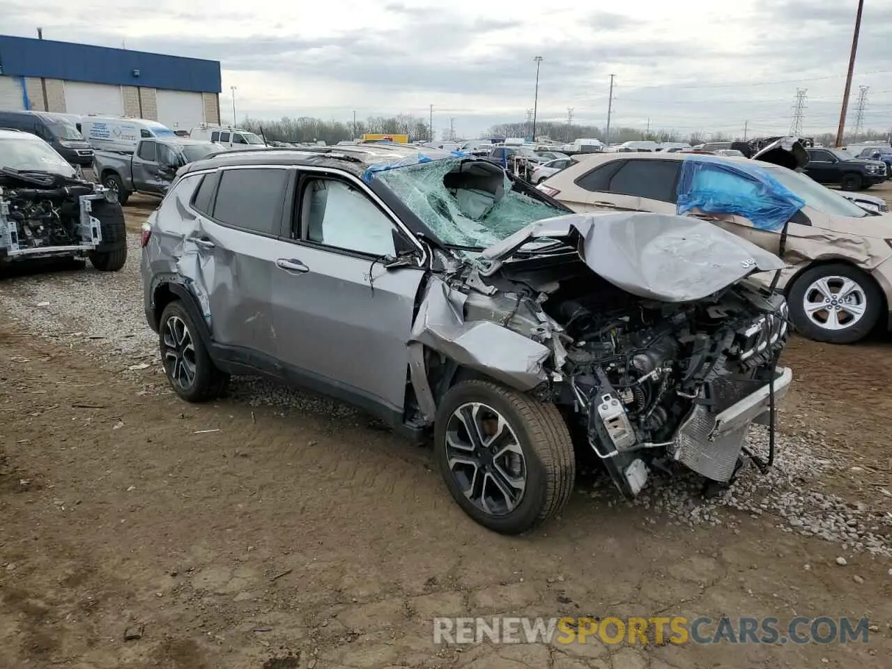 4 Photograph of a damaged car 3C4NJDCB4NT113810 JEEP COMPASS 2022
