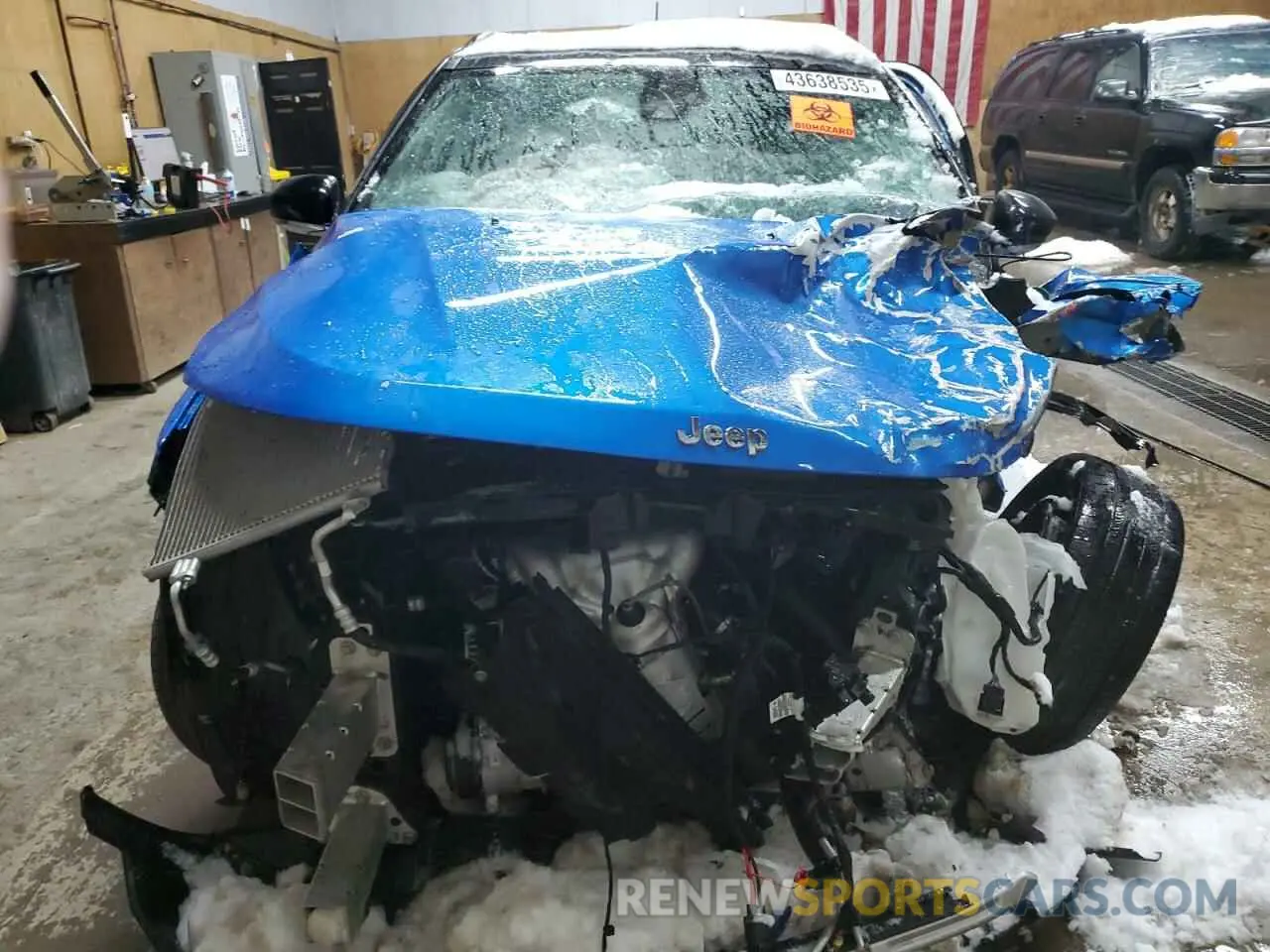 5 Photograph of a damaged car 3C4NJDCB4NT154860 JEEP COMPASS 2022