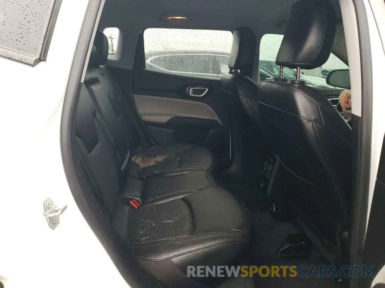 11 Photograph of a damaged car 3C4NJDCB4NT173148 JEEP COMPASS 2022