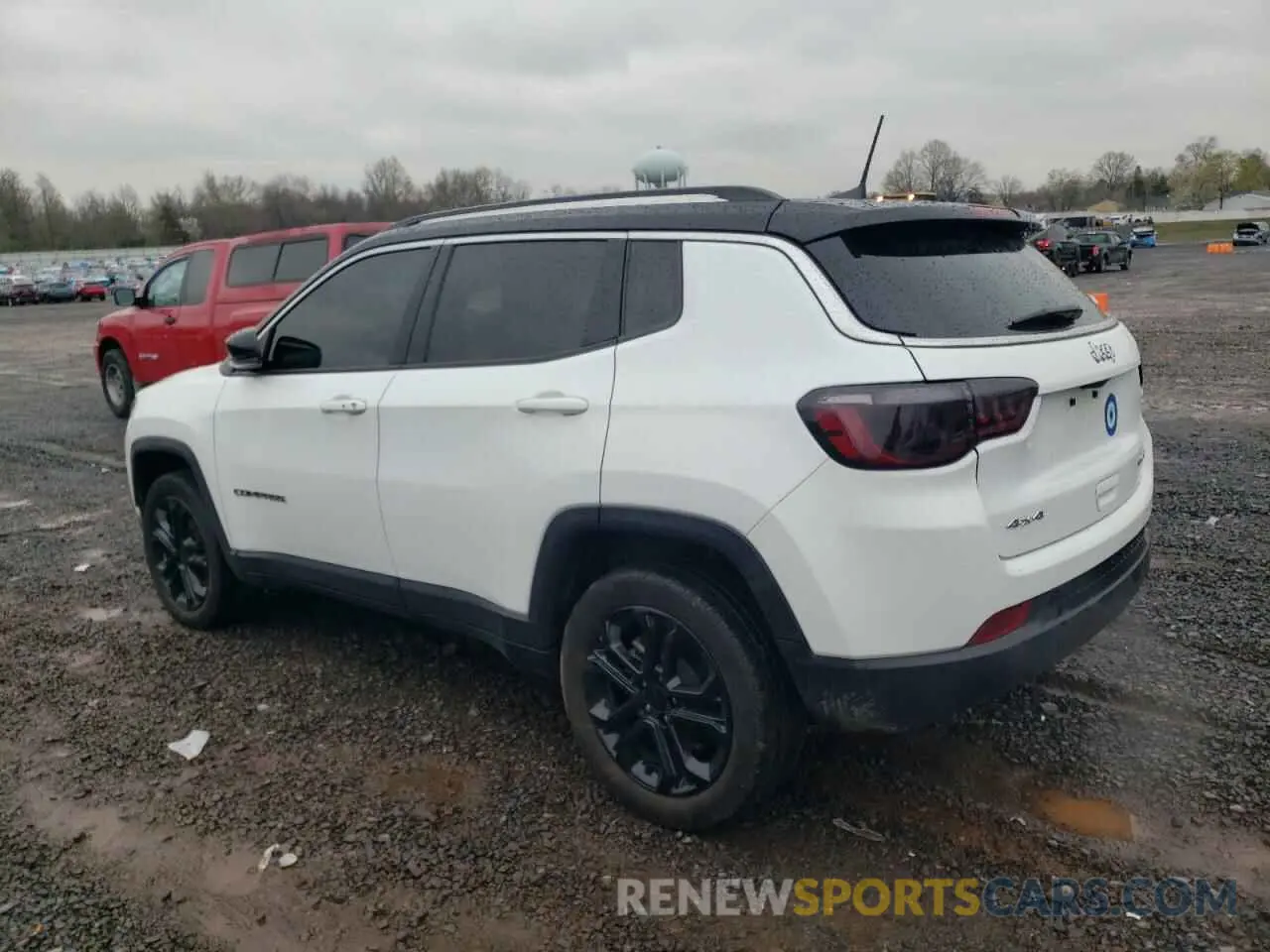 2 Photograph of a damaged car 3C4NJDCB4NT173148 JEEP COMPASS 2022