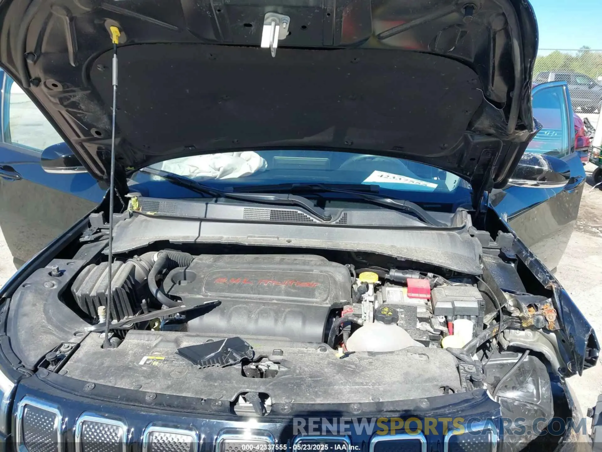 10 Photograph of a damaged car 3C4NJDCB4NT189558 JEEP COMPASS 2022