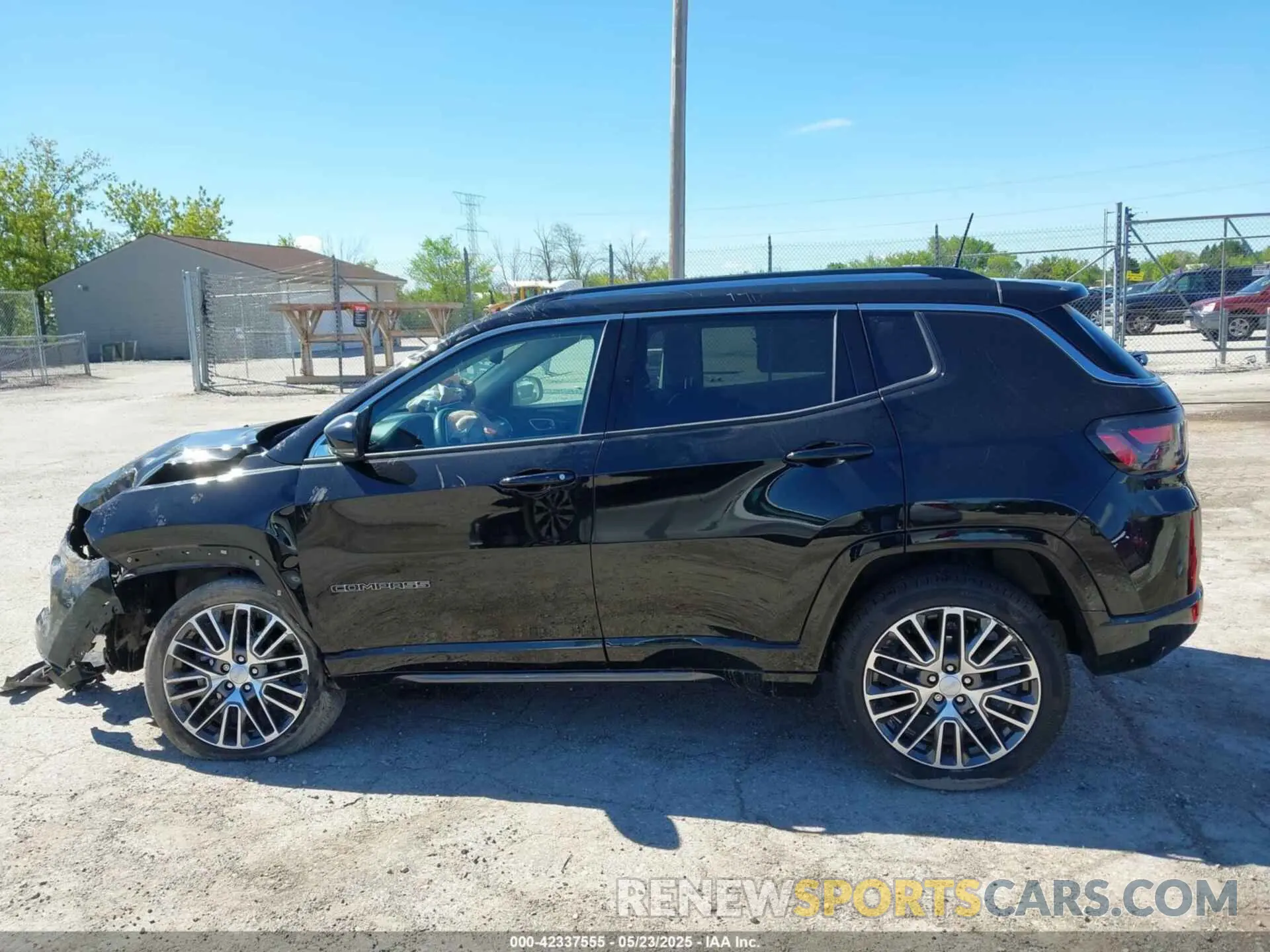 13 Photograph of a damaged car 3C4NJDCB4NT189558 JEEP COMPASS 2022