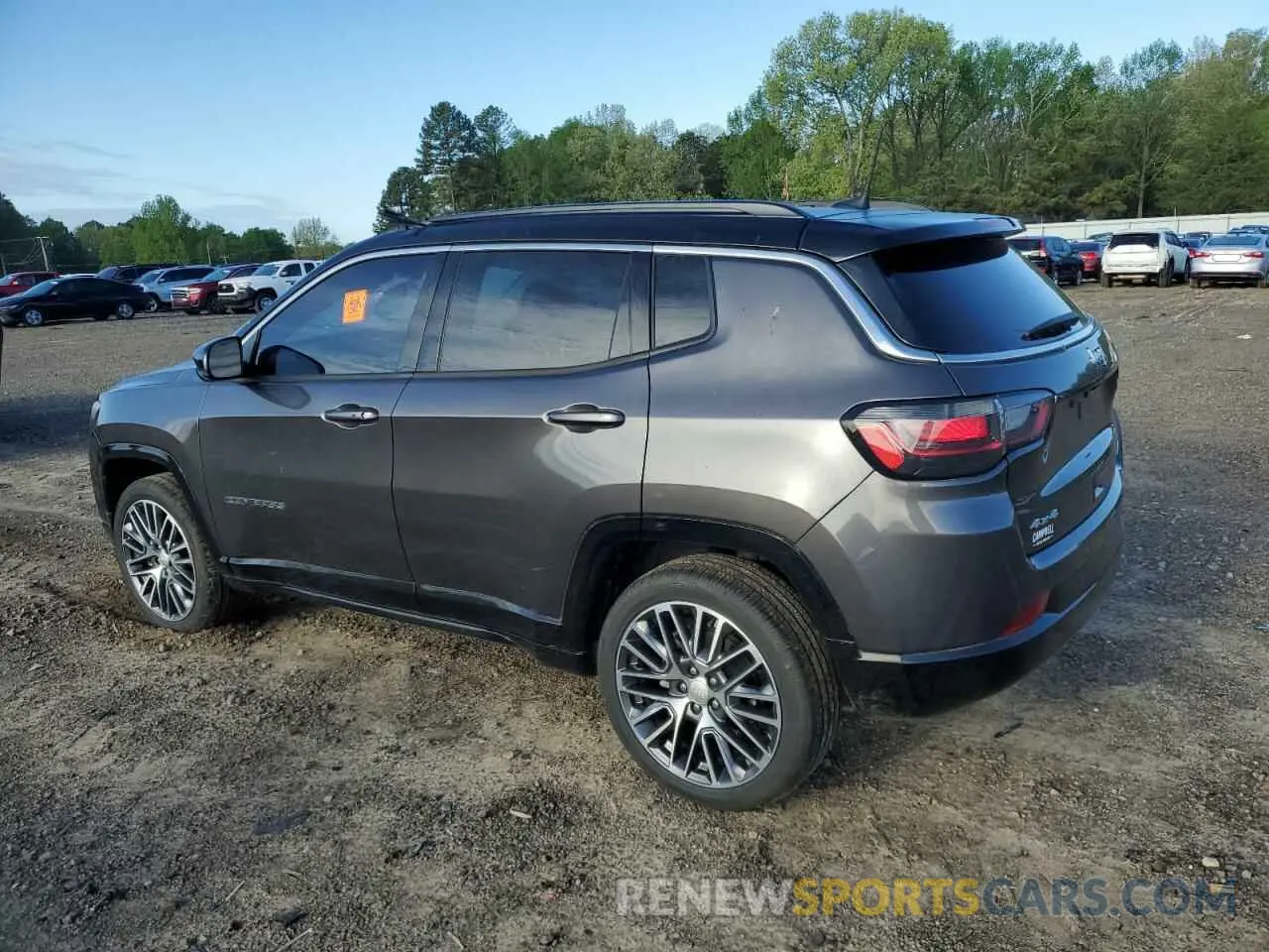 2 Photograph of a damaged car 3C4NJDCB4NT210246 JEEP COMPASS 2022
